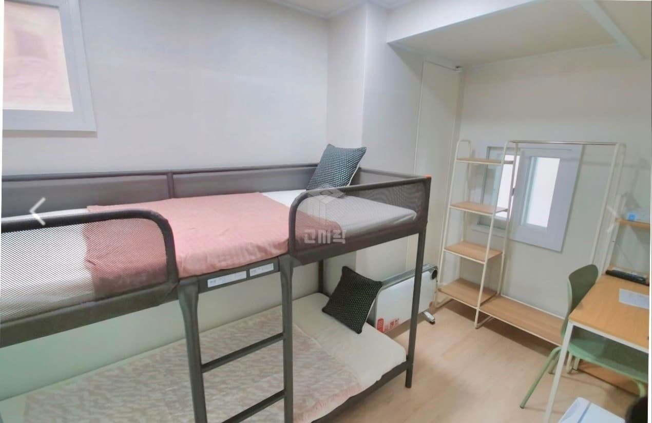 2-Person Room - 50,000 Won Deposit — photo 4 of 4