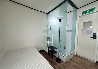 Inner Window Room (350,000–400,000 KRW/month) -- Deposit 50,000 KRW — photo 2 of 6