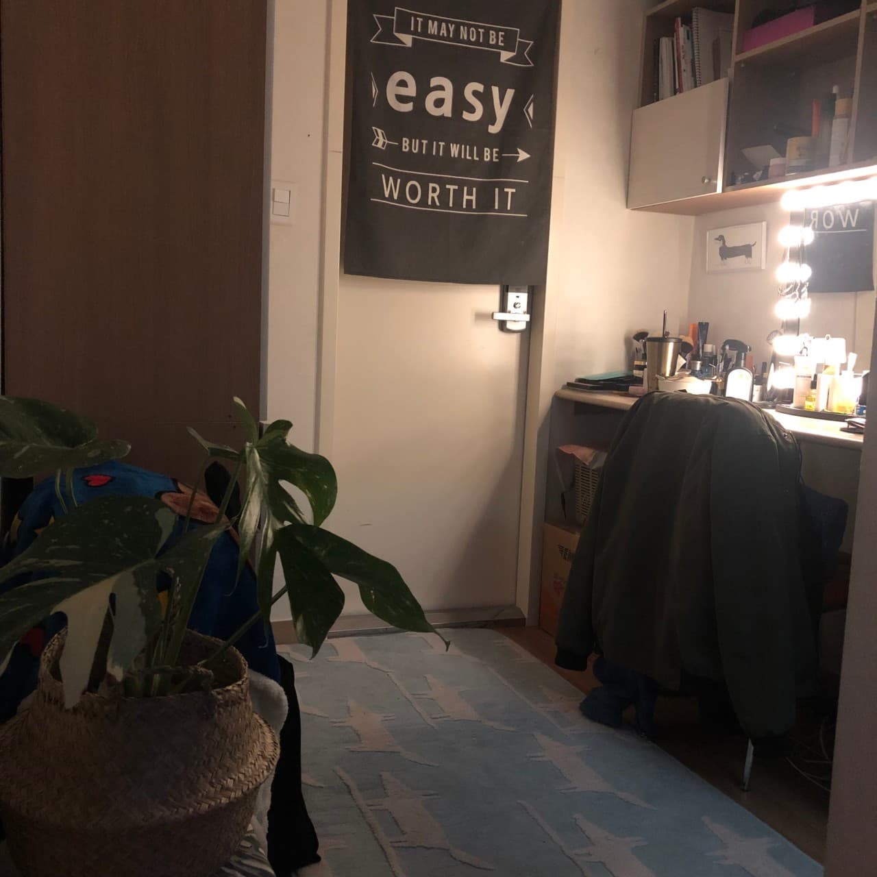 Room 617 Studio (Deposit 100,000 won) — photo 2 of 9