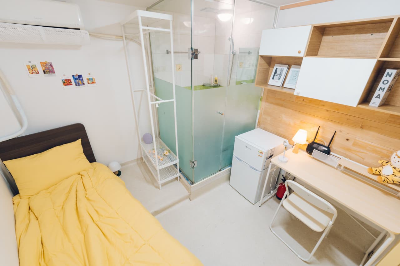 Women-Only Premium Room (Deposit: 100,000 KRW) — photo 8 of 8