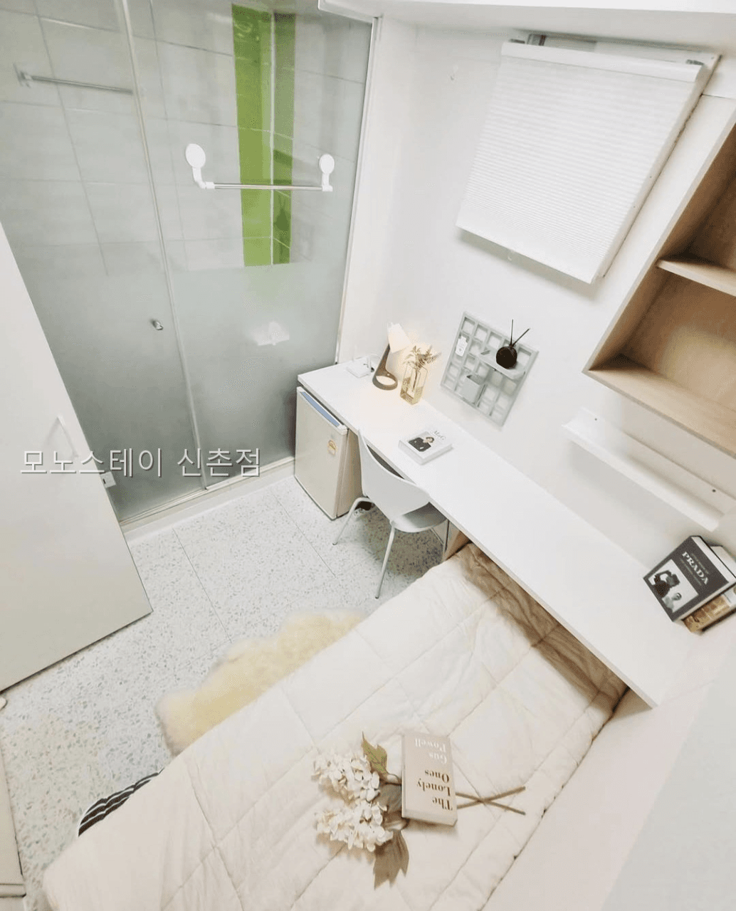 Standard B (Deposit 100,000 won) — photo 2 of 7