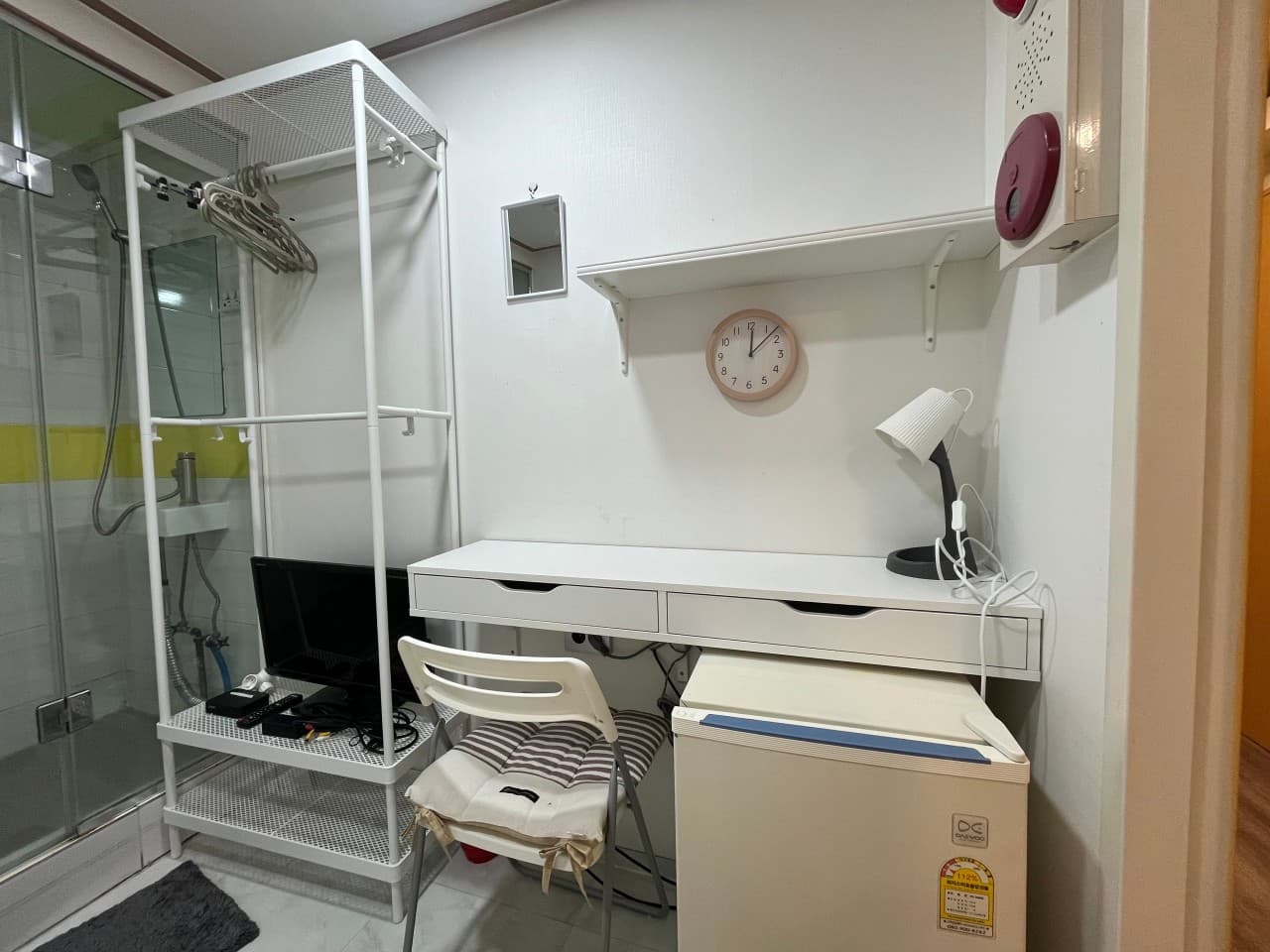 Cozy Room B (Deposit 100,000 won) — photo 4 of 4