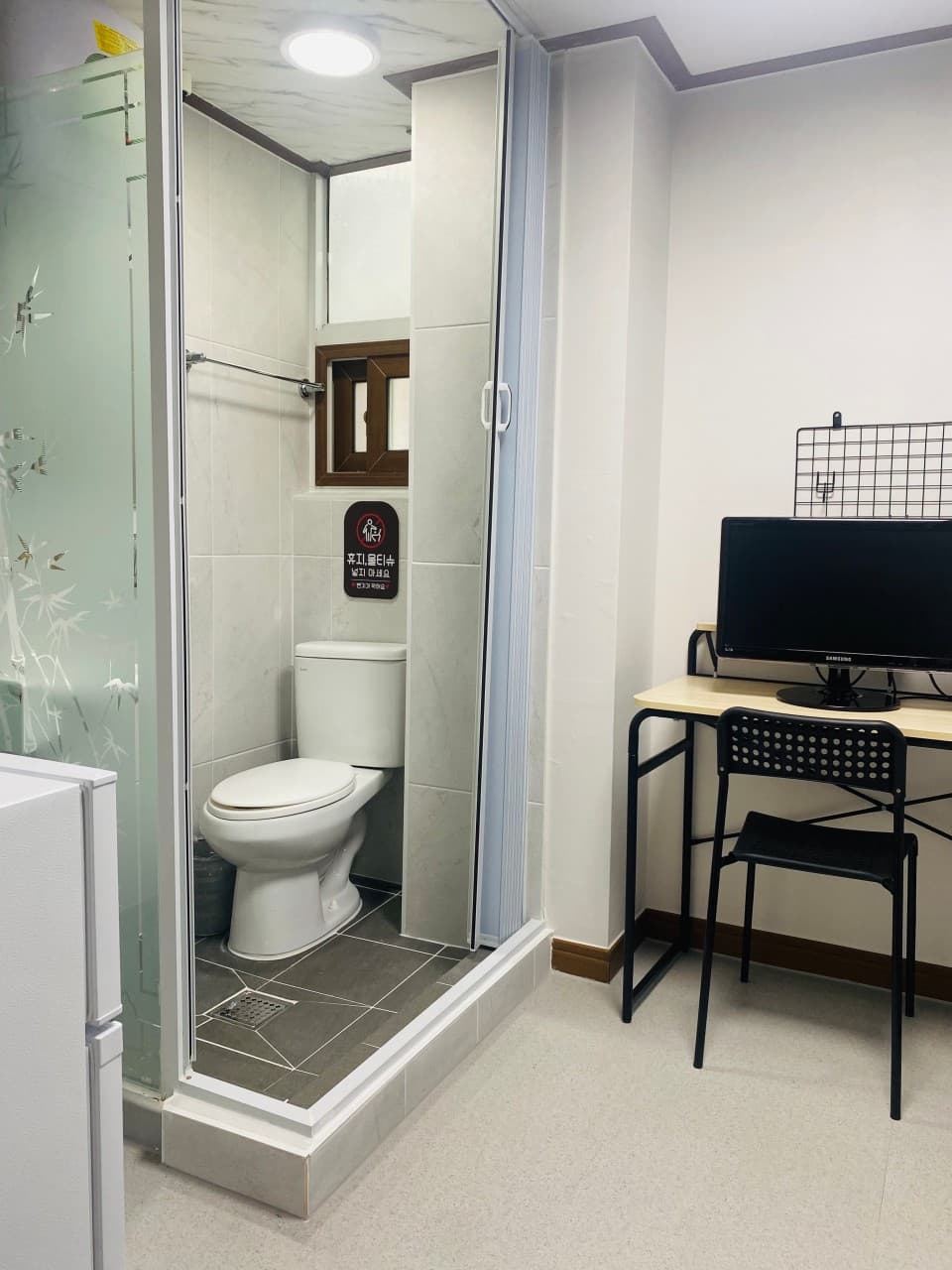 Room 407 Studio Type (Deposit 100,000 won) — photo 2 of 3