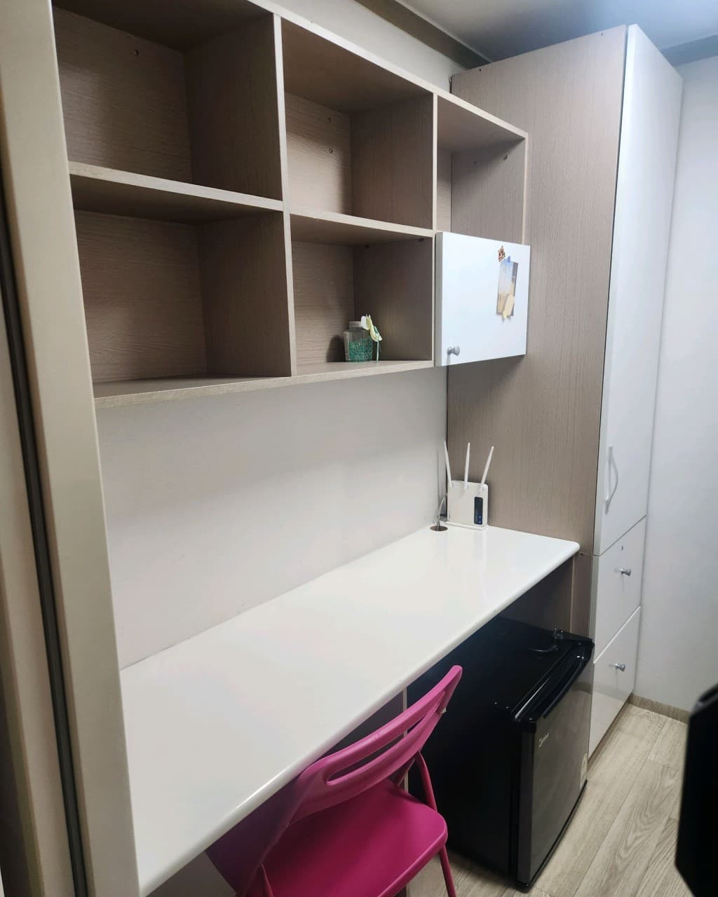 Room 108 Shower Room Exterior Window (Deposit 100,000 Won) — photo 2 of 2