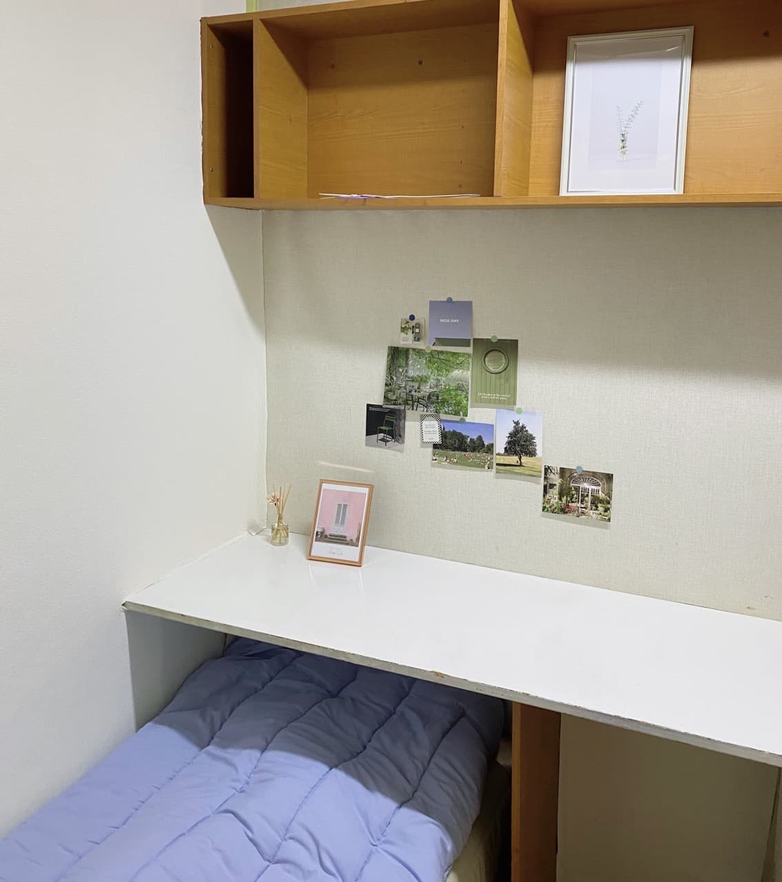 Room with Exterior Window (Deposit 50,000 Won) — photo 1 of 6