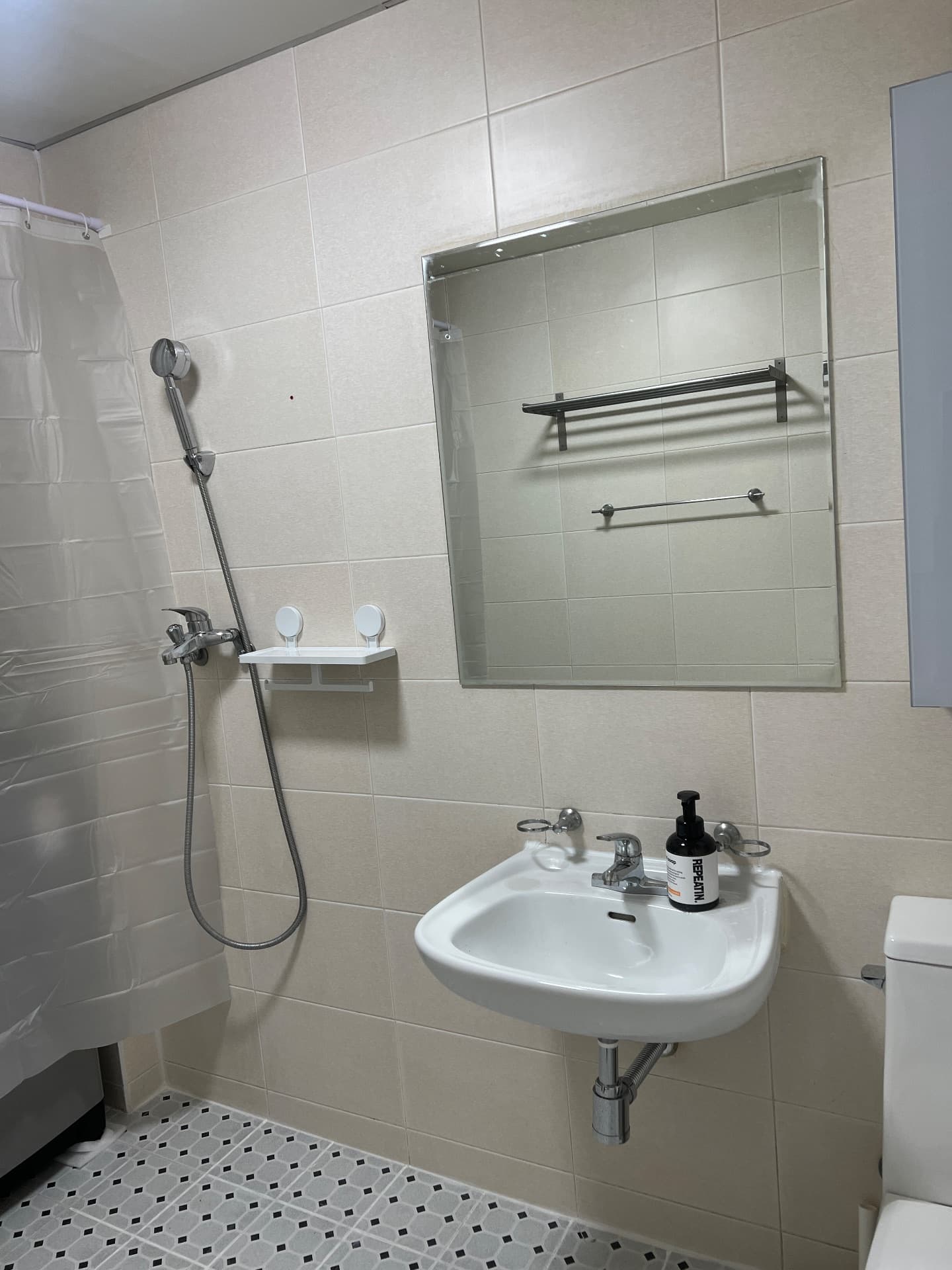 Room 303 — photo 14 of 14