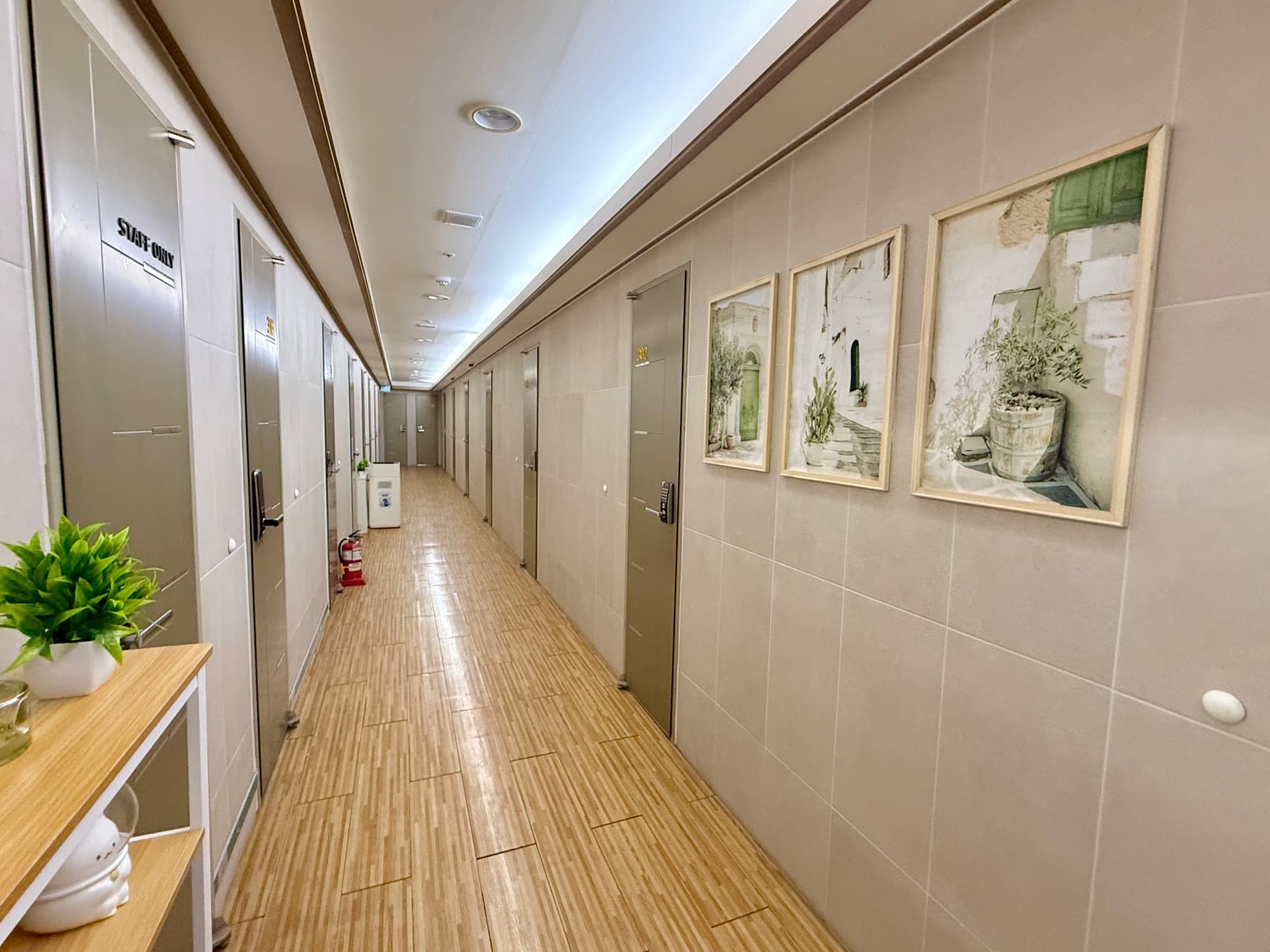 선정릉역 5분 — photo 1 of 16