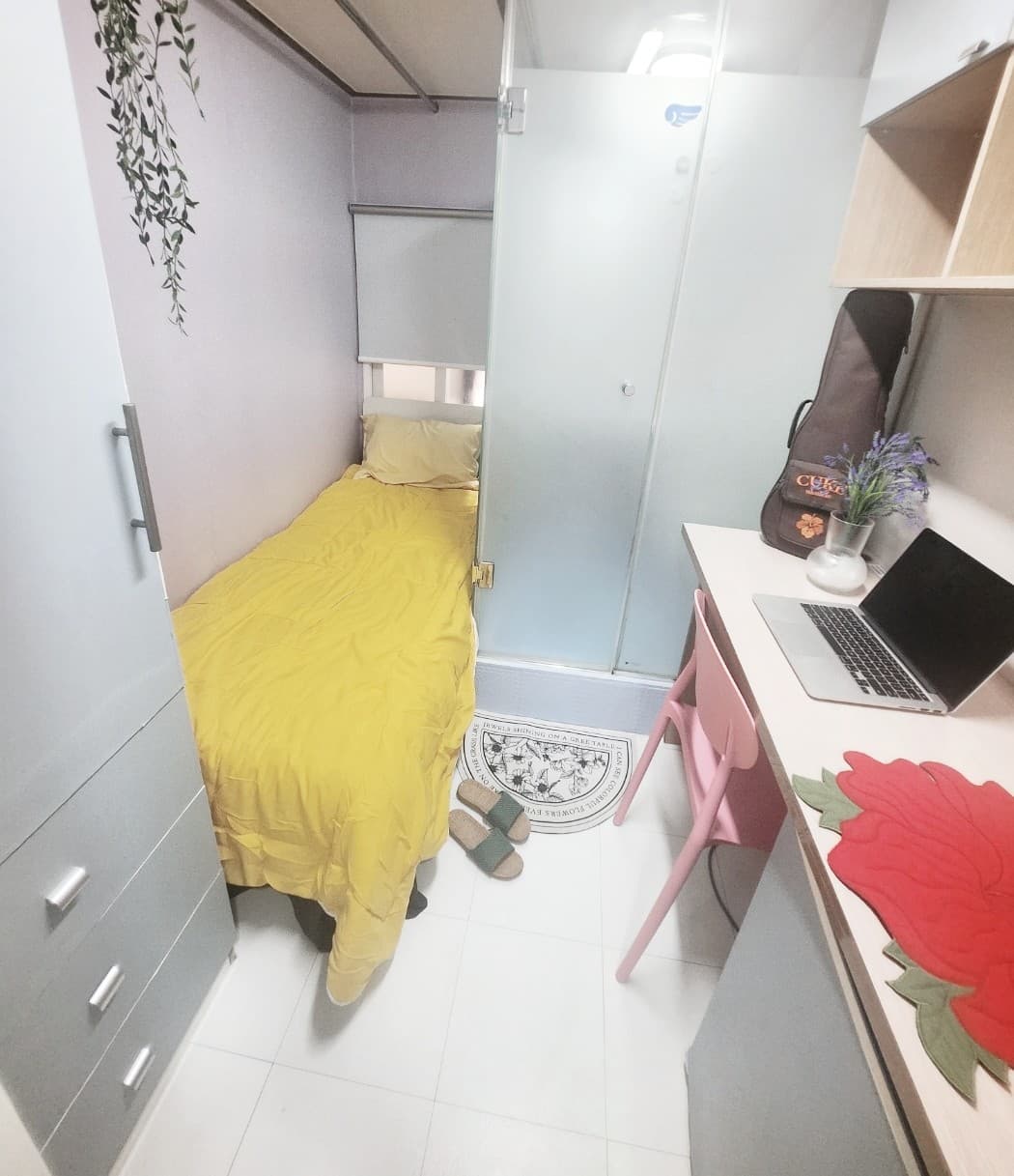 Room 1 — photo 1 of 7