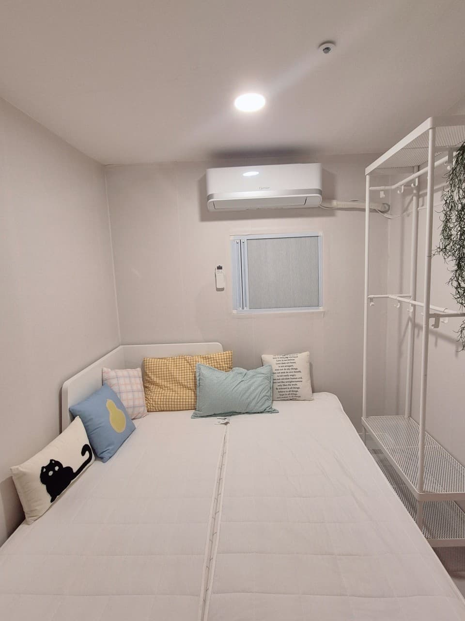 Premier Studio with Outdoor Window — photo 1 of 8