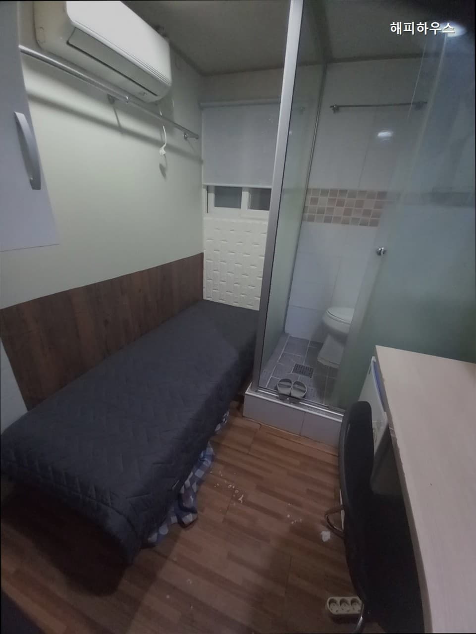 Studio (20), Double Room (1) — photo 2 of 12