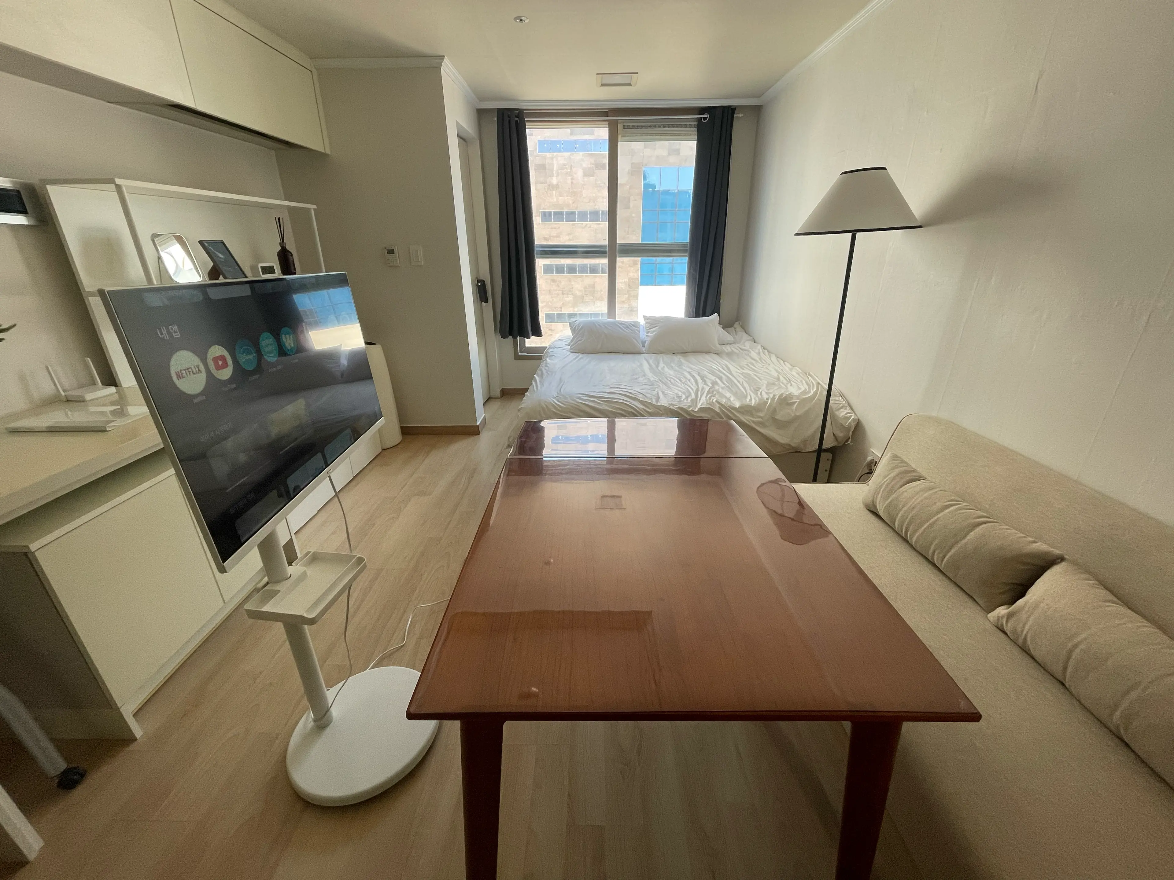 Room — photo 6 of 6