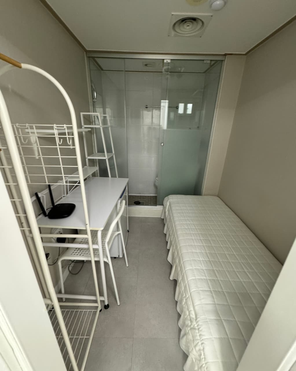 Stayshim One-roomtel (Noryangjin Station Branch)