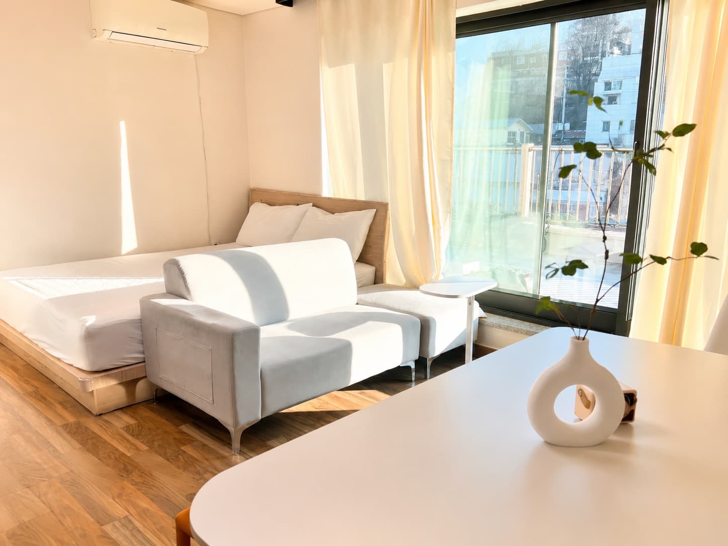 Seoul Station Fully Furnished 1.5-Room