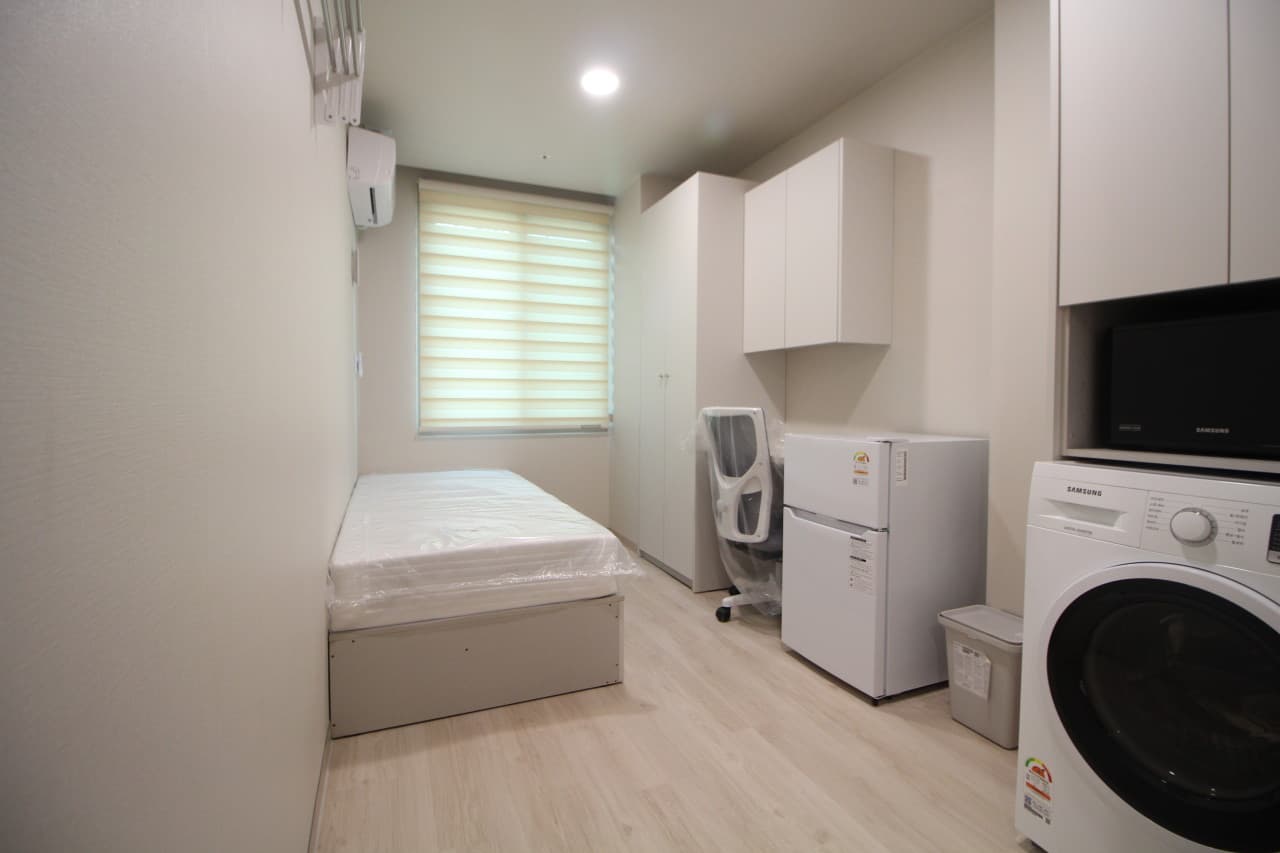 Room 307 — photo 6 of 6