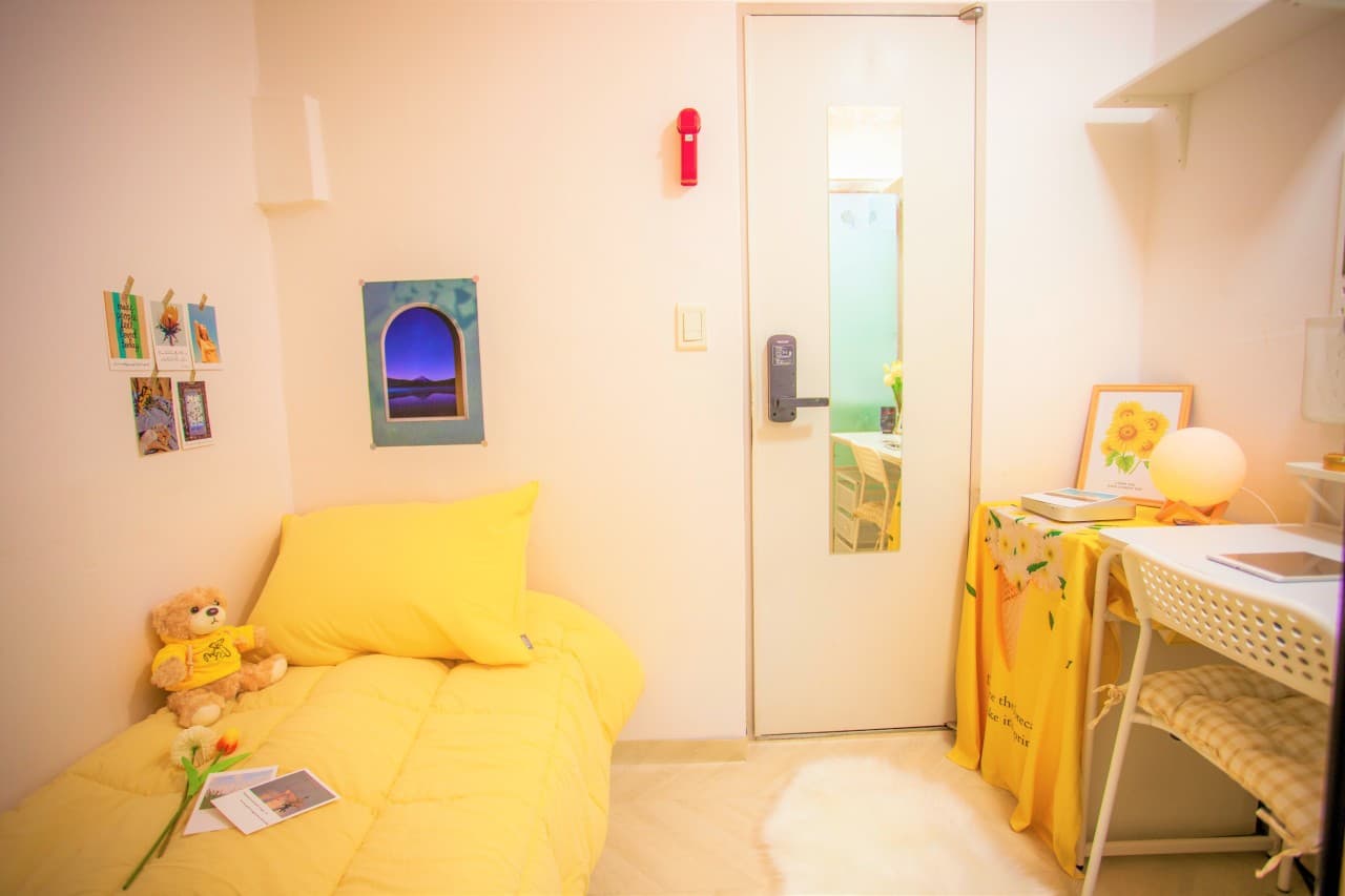 Deluxe A — photo 3 of 3