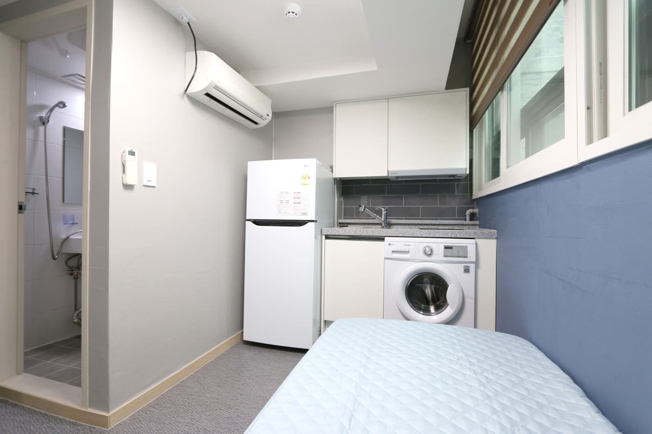 Studio Apartment Type — photo 14 of 14