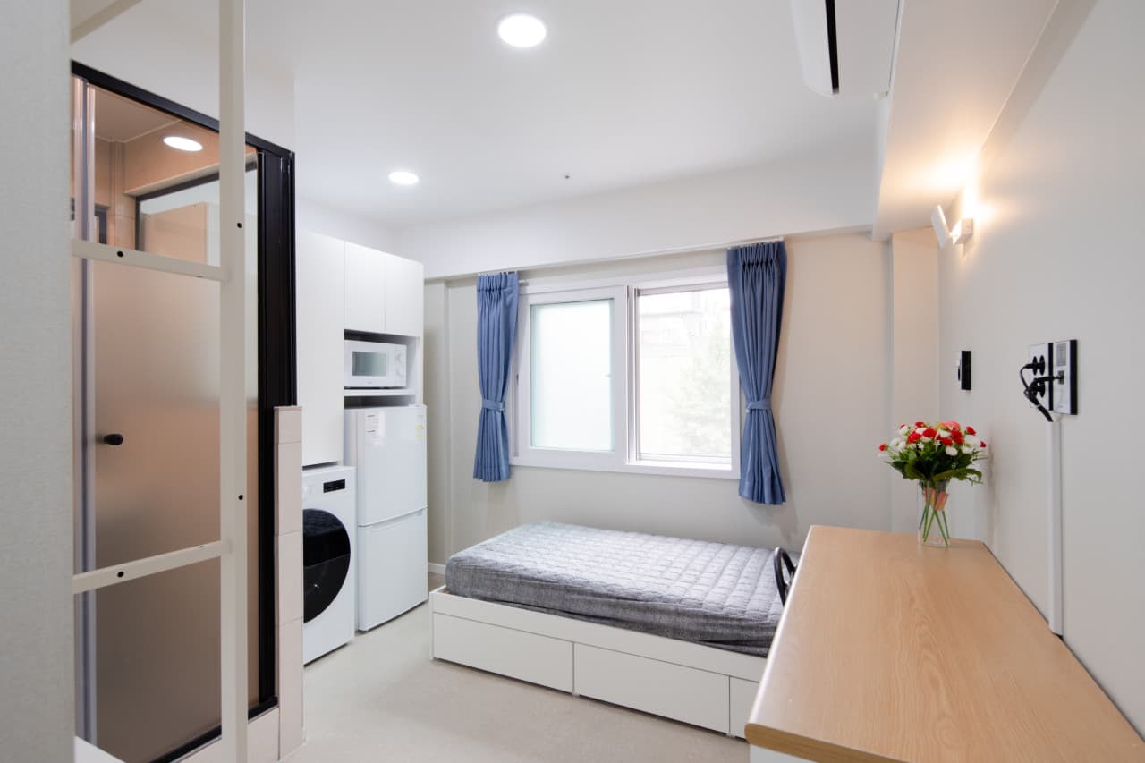 Veranda Room 11 — photo 2 of 2