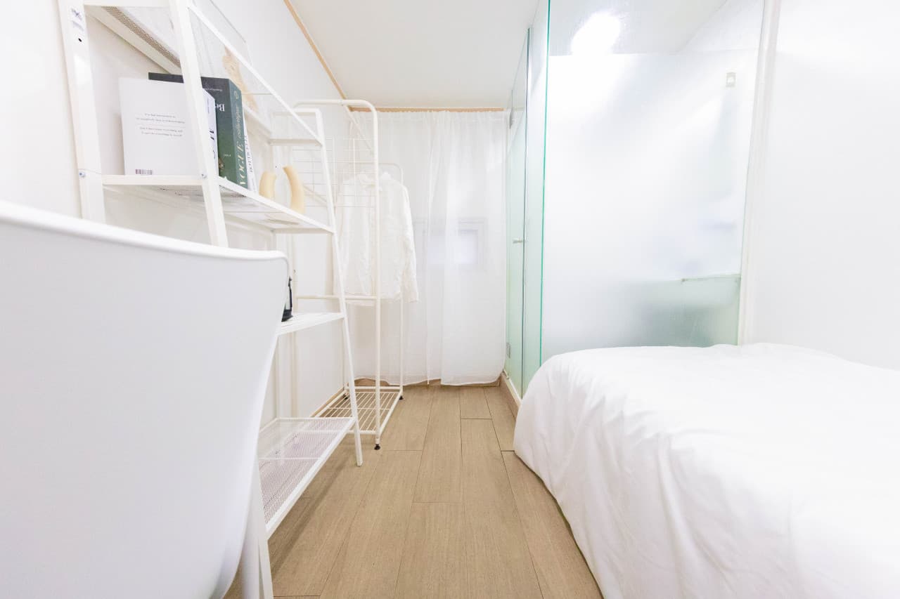 더블유하우스 신촌 — photo 2 of 12