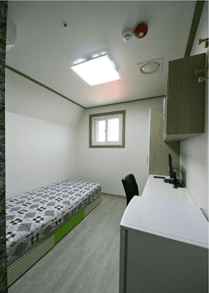 Single Room B — photo 2 of 9