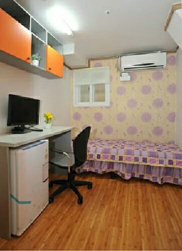 One Room ( With Bathroom) Type 6 — photo 6 of 6