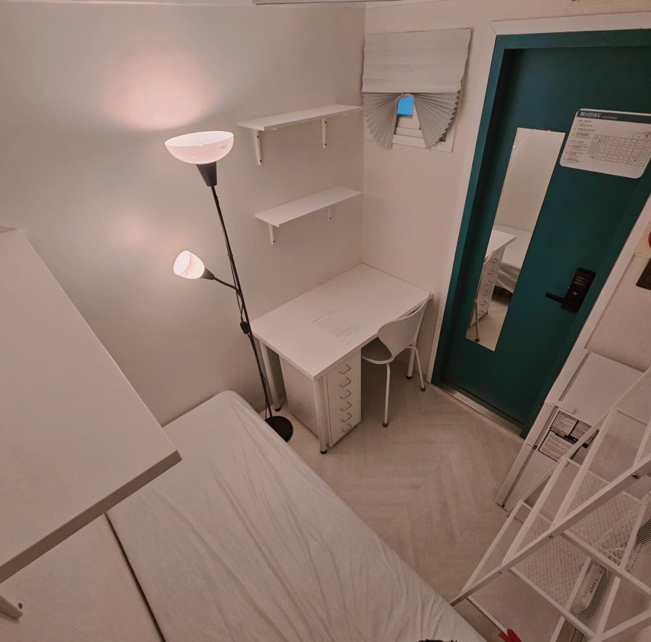 Standard Room (External Window) — photo 2 of 4
