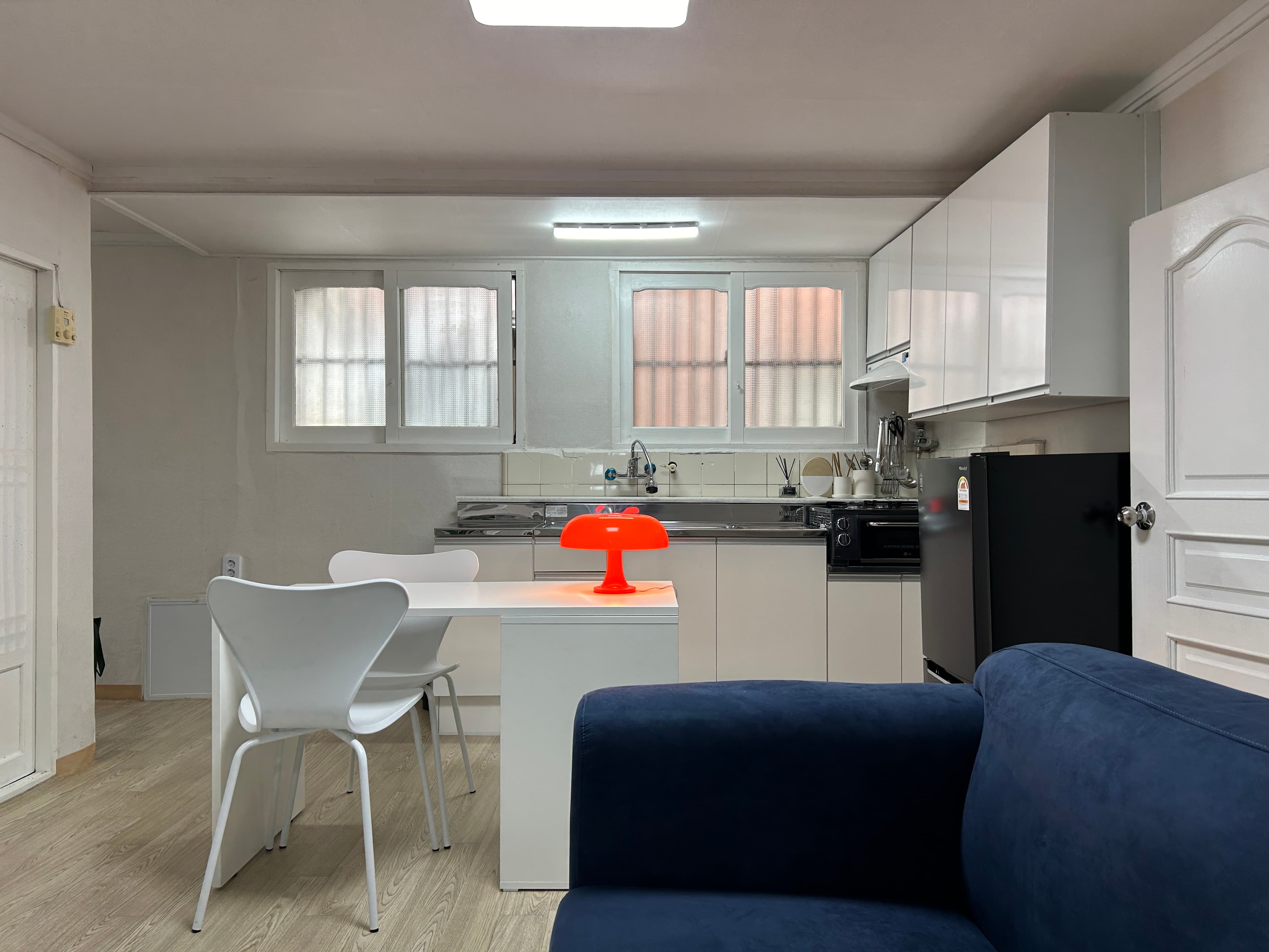 #49 cozy and fully furnished 2 bedrooms