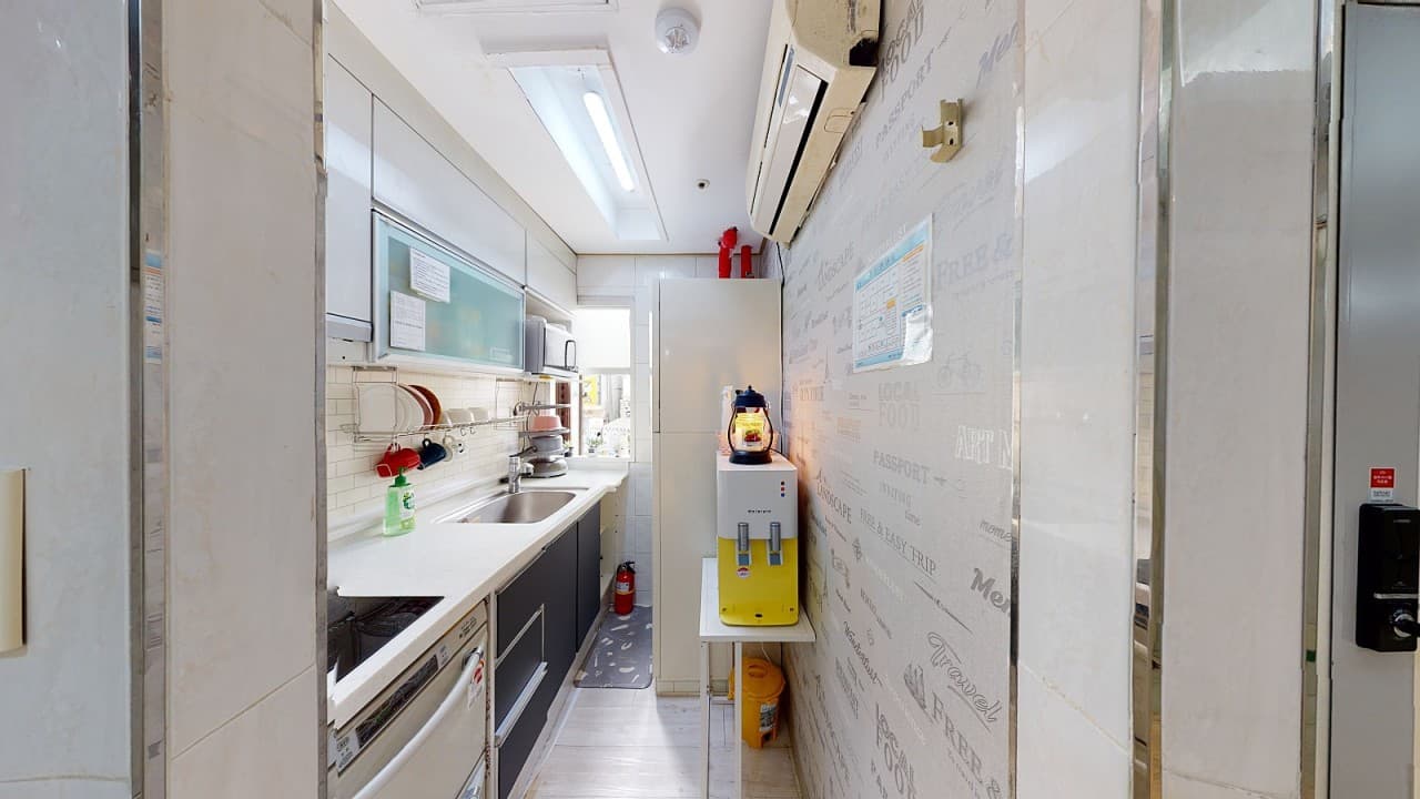오픈하우스 압구정로데오점 — photo 15 of 15