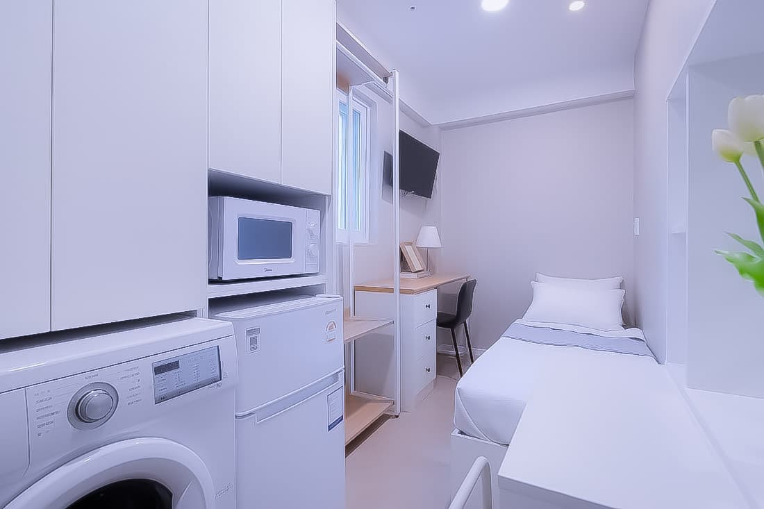 Suite — photo 1 of 8