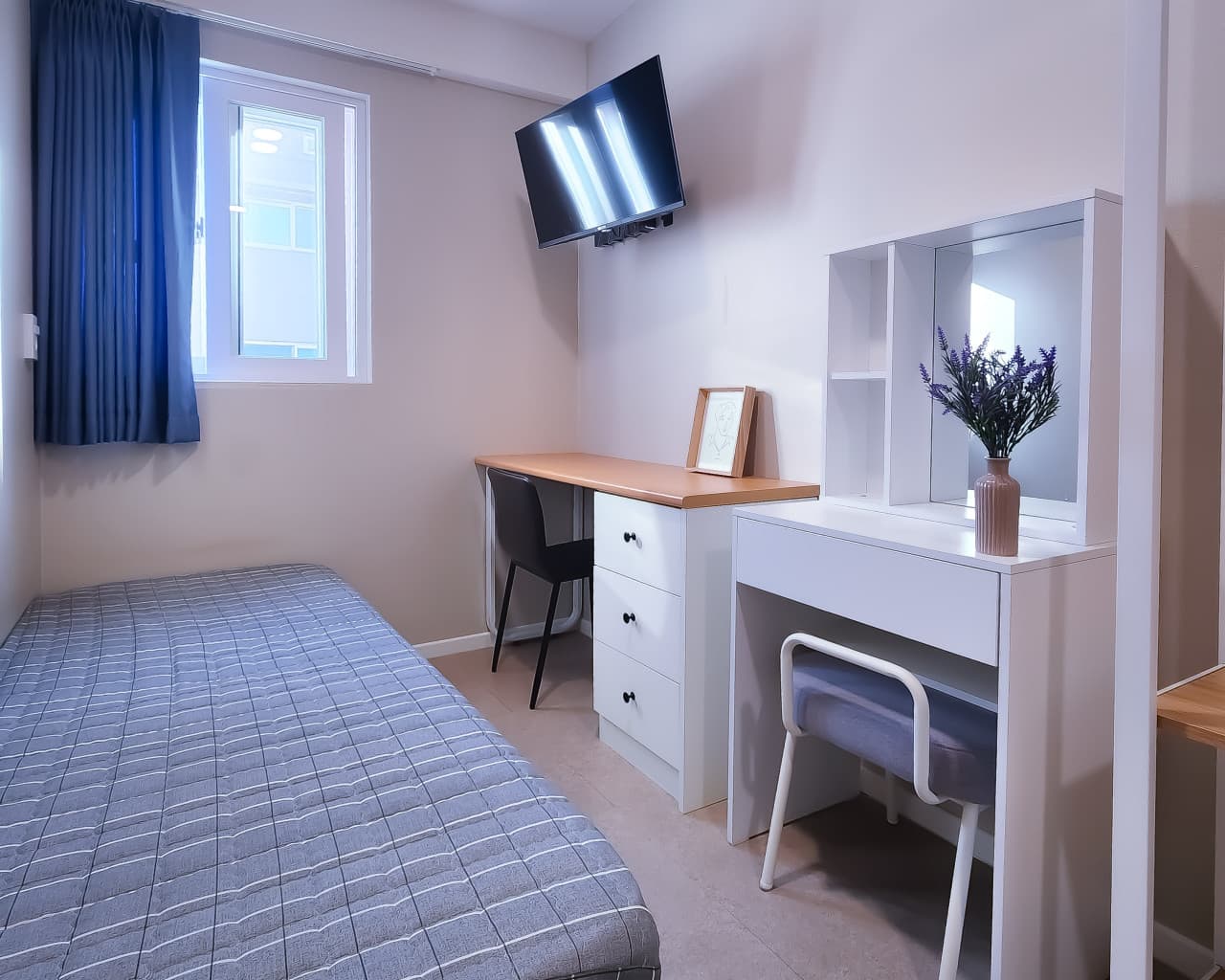 Standard Room — photo 1 of 9