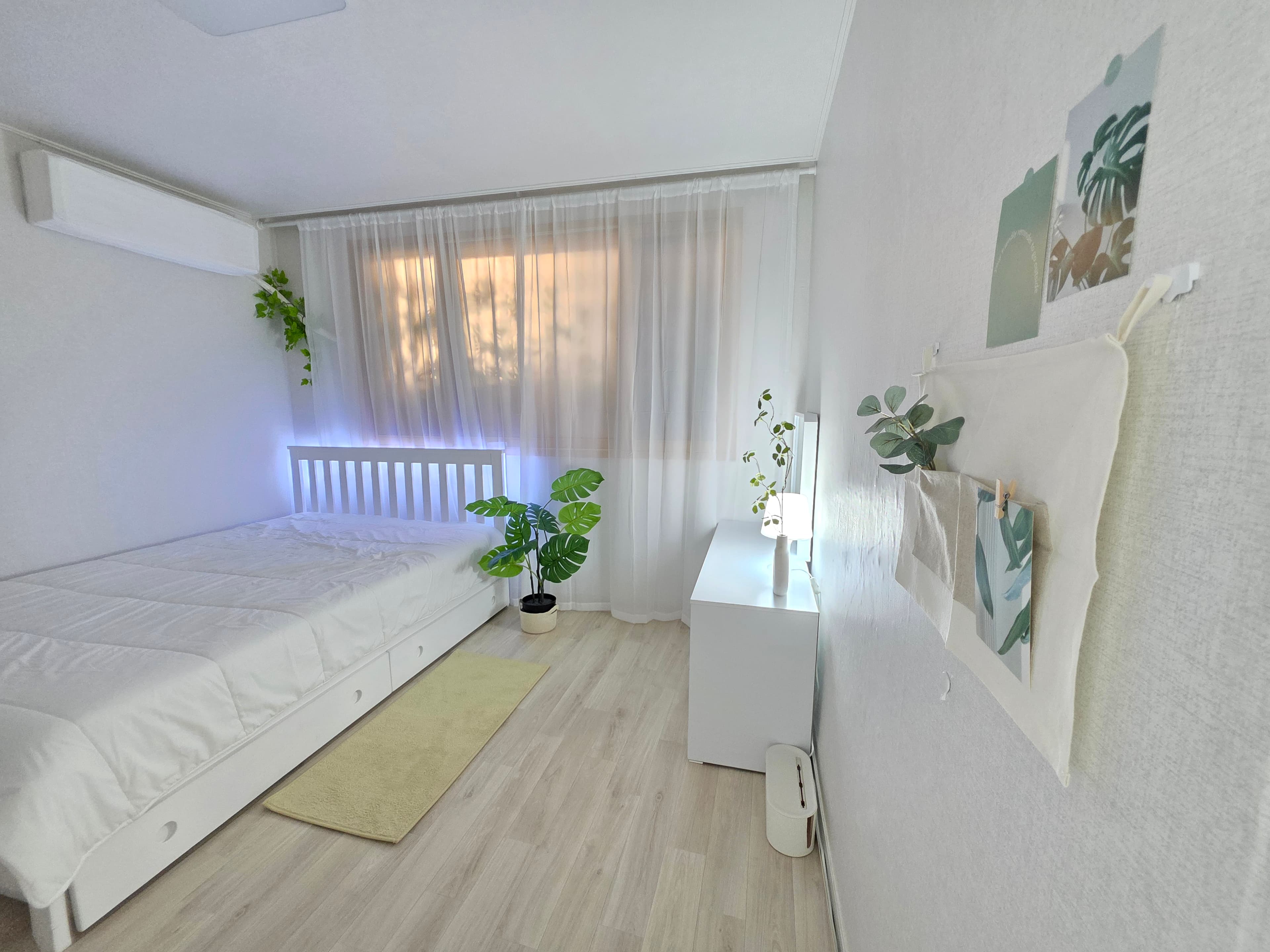 Haebangchon Noksapyeong Station Namsan Green House 2 Room — photo 2 of 11