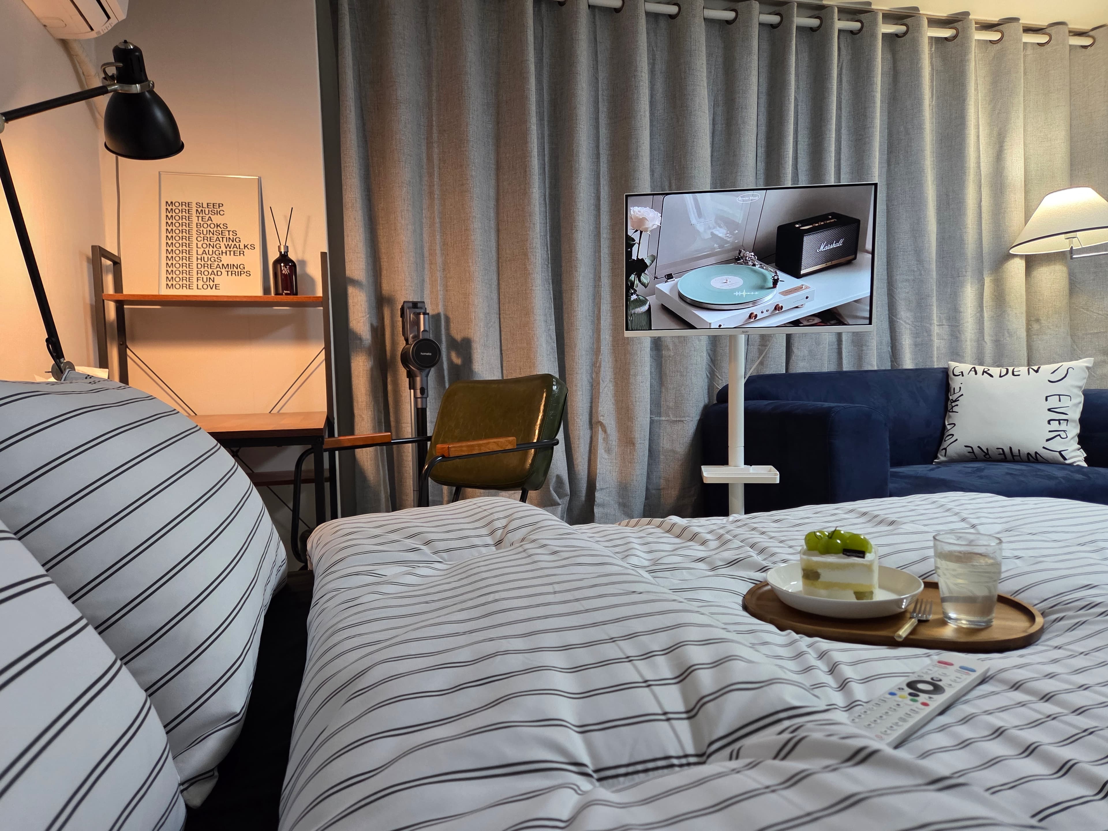 Midnight Room · Modern & Moody — photo 1 of 12