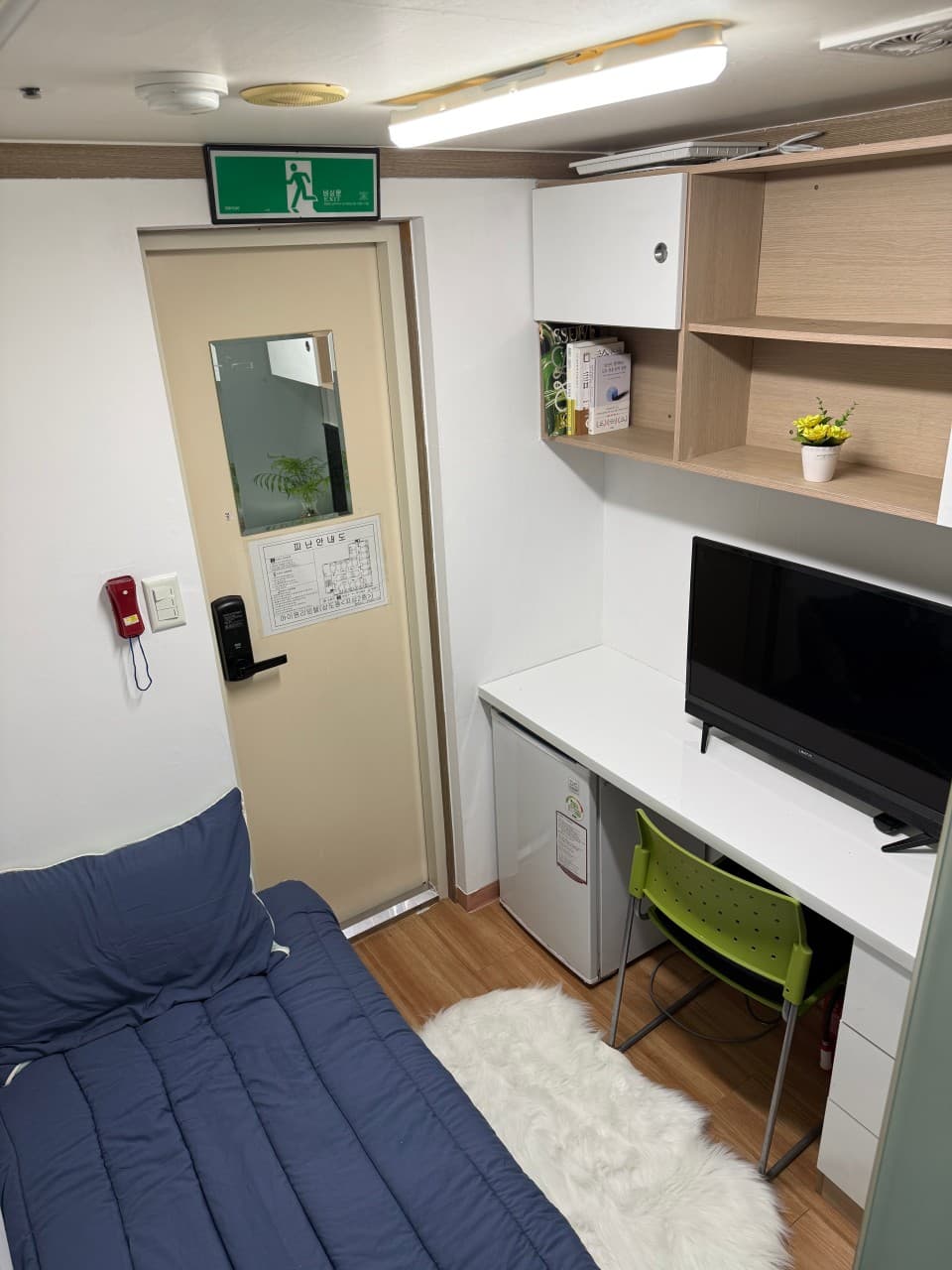 Premium Room B (External Window, Spacious) — photo 5 of 5