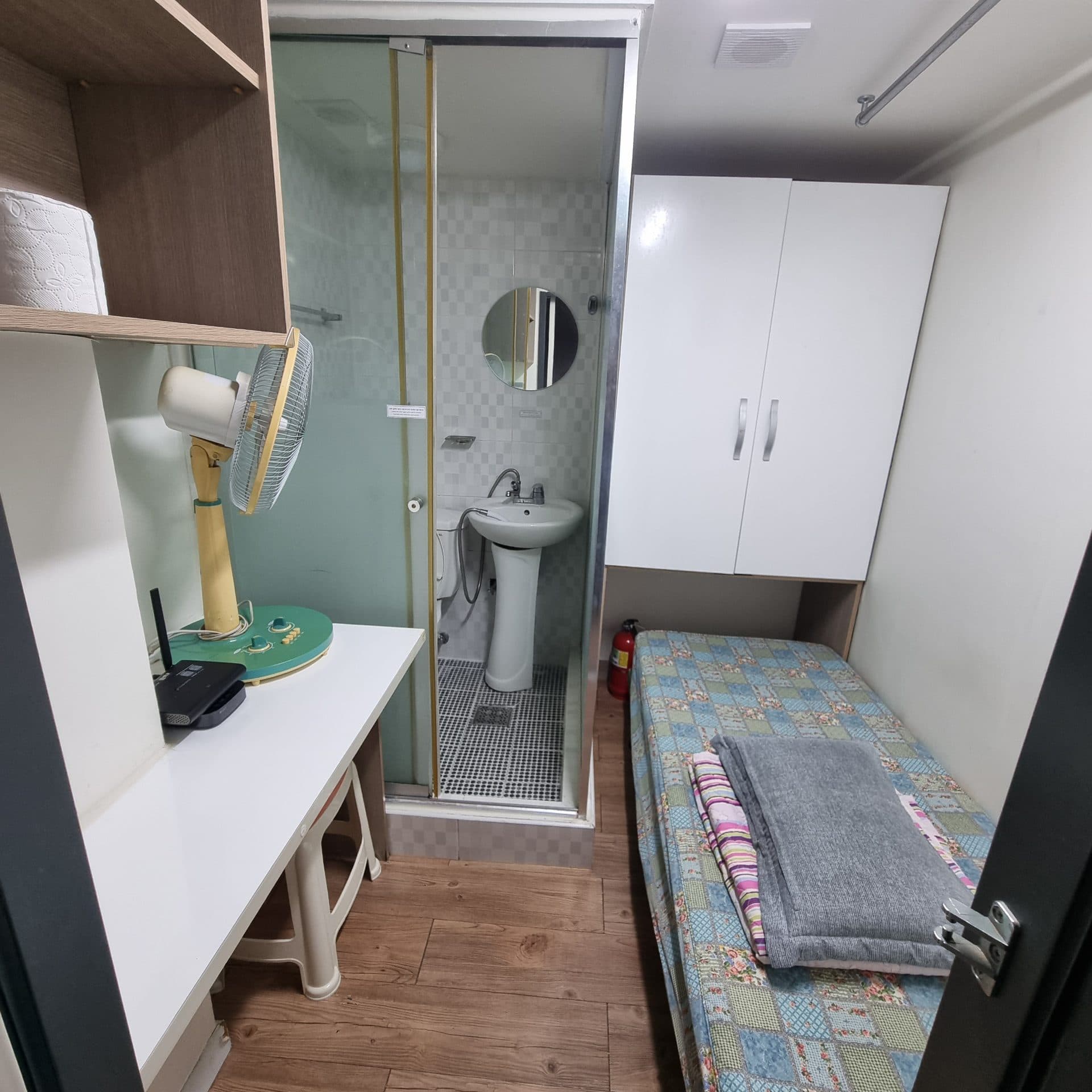 홍대 연대 신촌 연희동 — photo 2 of 27