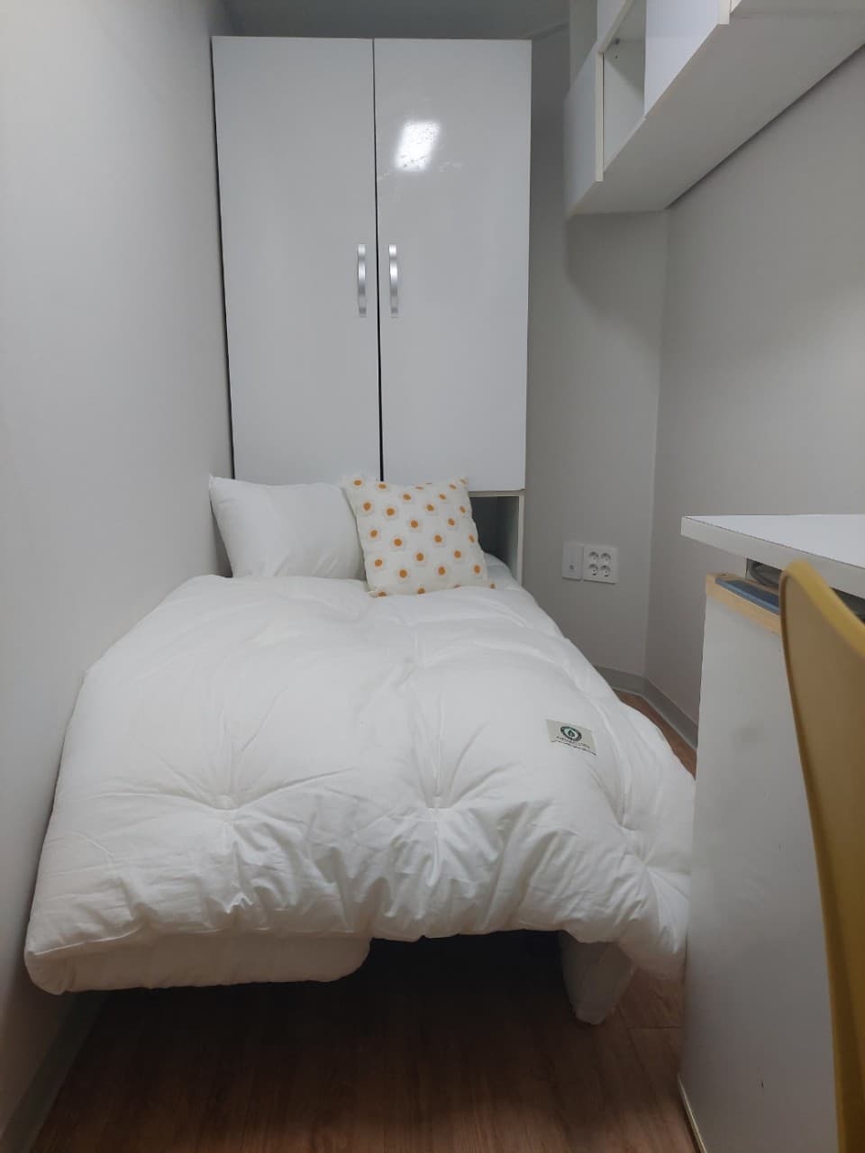 Mini Room — photo 3 of 3