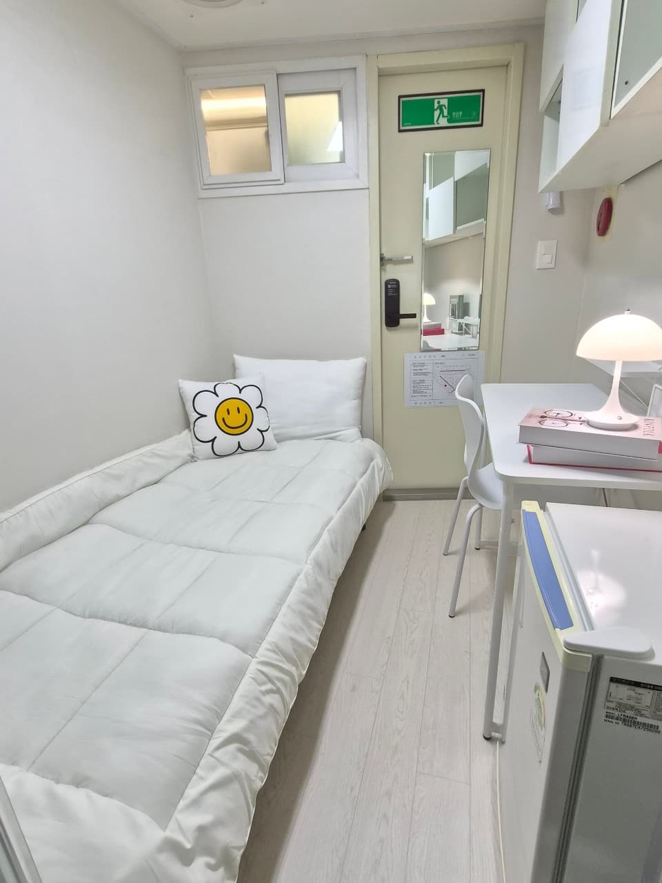 Mini Room — photo 2 of 3