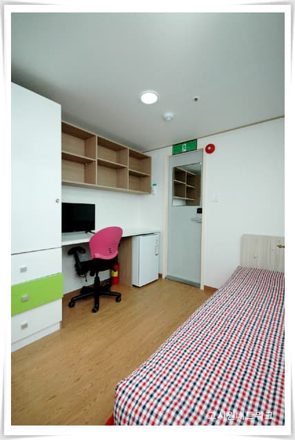 해피트리 원룸텔 — photo 2 of 14
