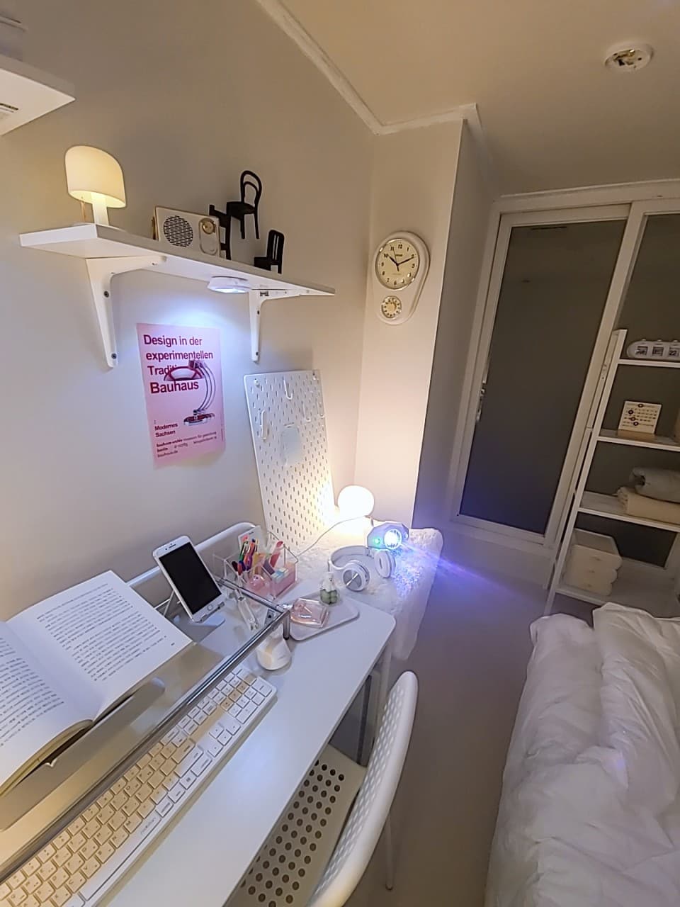 Standard Room — photo 1 of 9