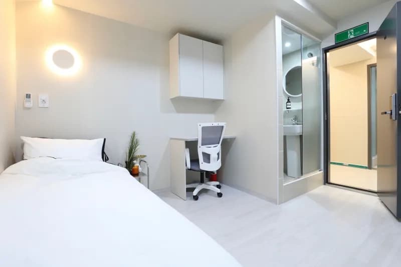 PIXEL HAUS Sinchon Hongdae – Premium One Room
