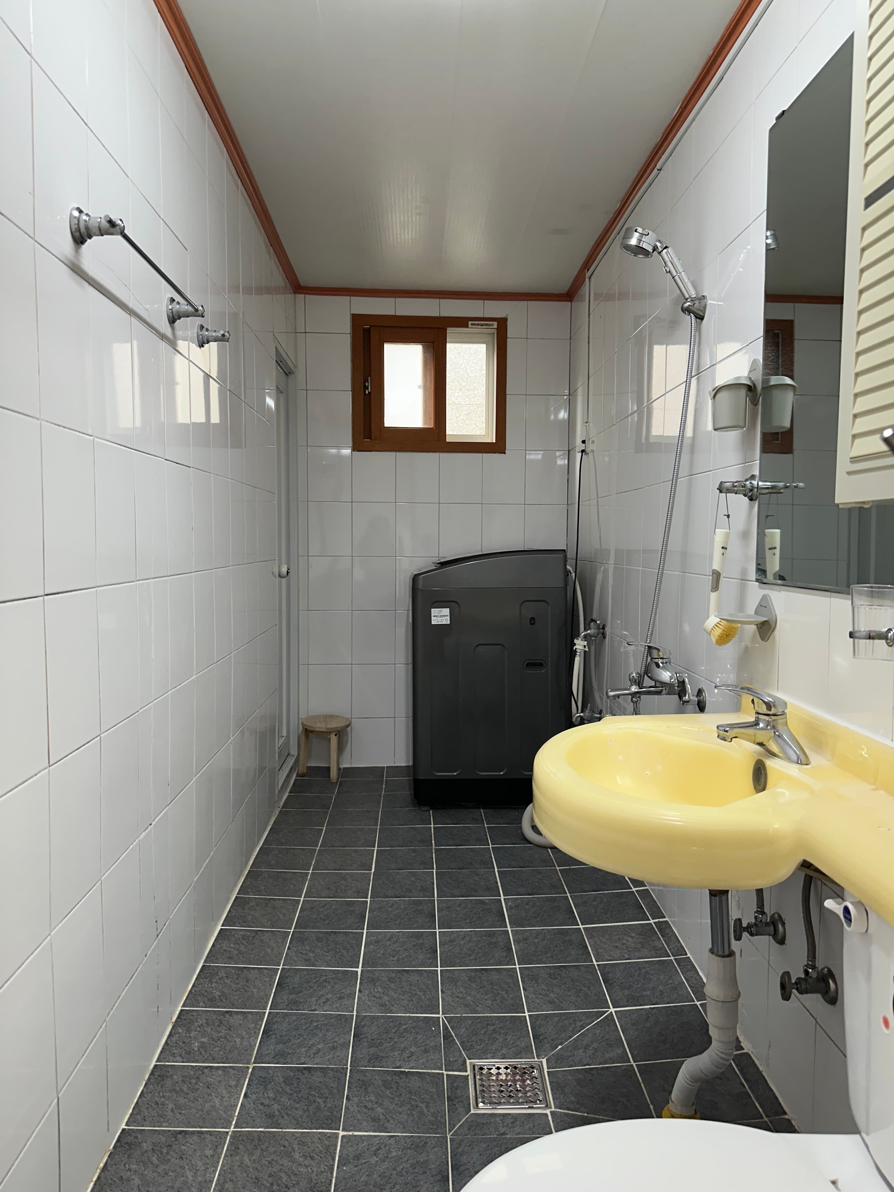 #16 3 room in Sinchon — photo 11 of 11