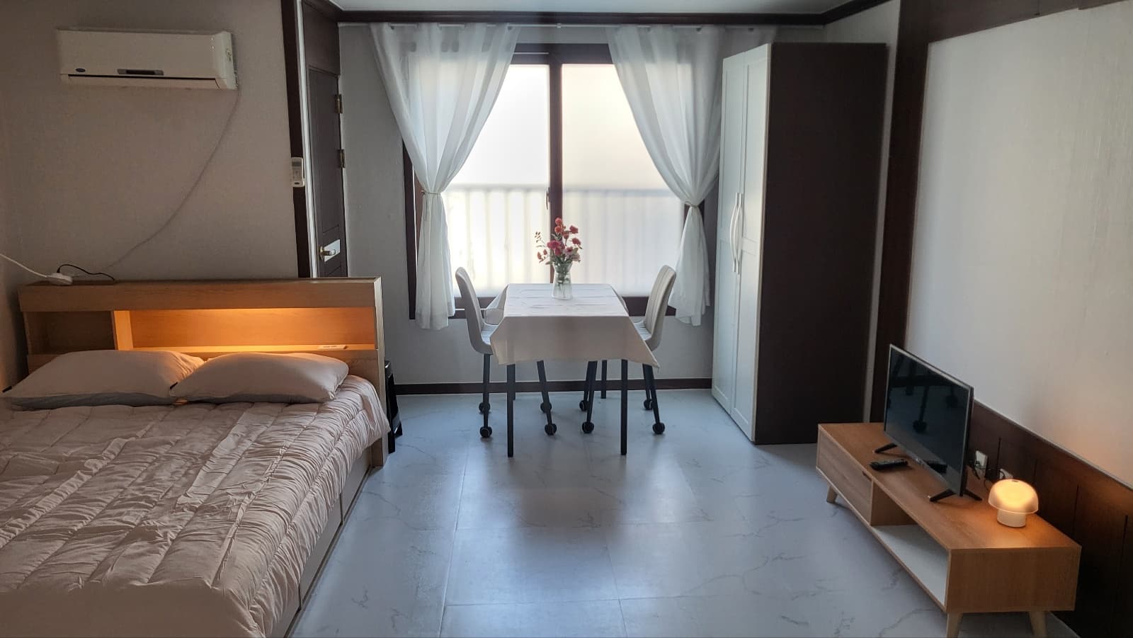 청주의료원, 청주대학교, 충북도청, 청주시청, 충북교육도서관, 청주시립미술관, 흥덕사지박물관, 직지, 청주예술의전당 — photo 1 of 22