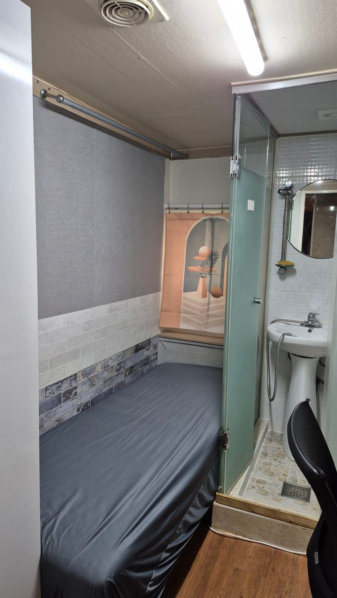 Affordable stay 01 — photo 1 of 15