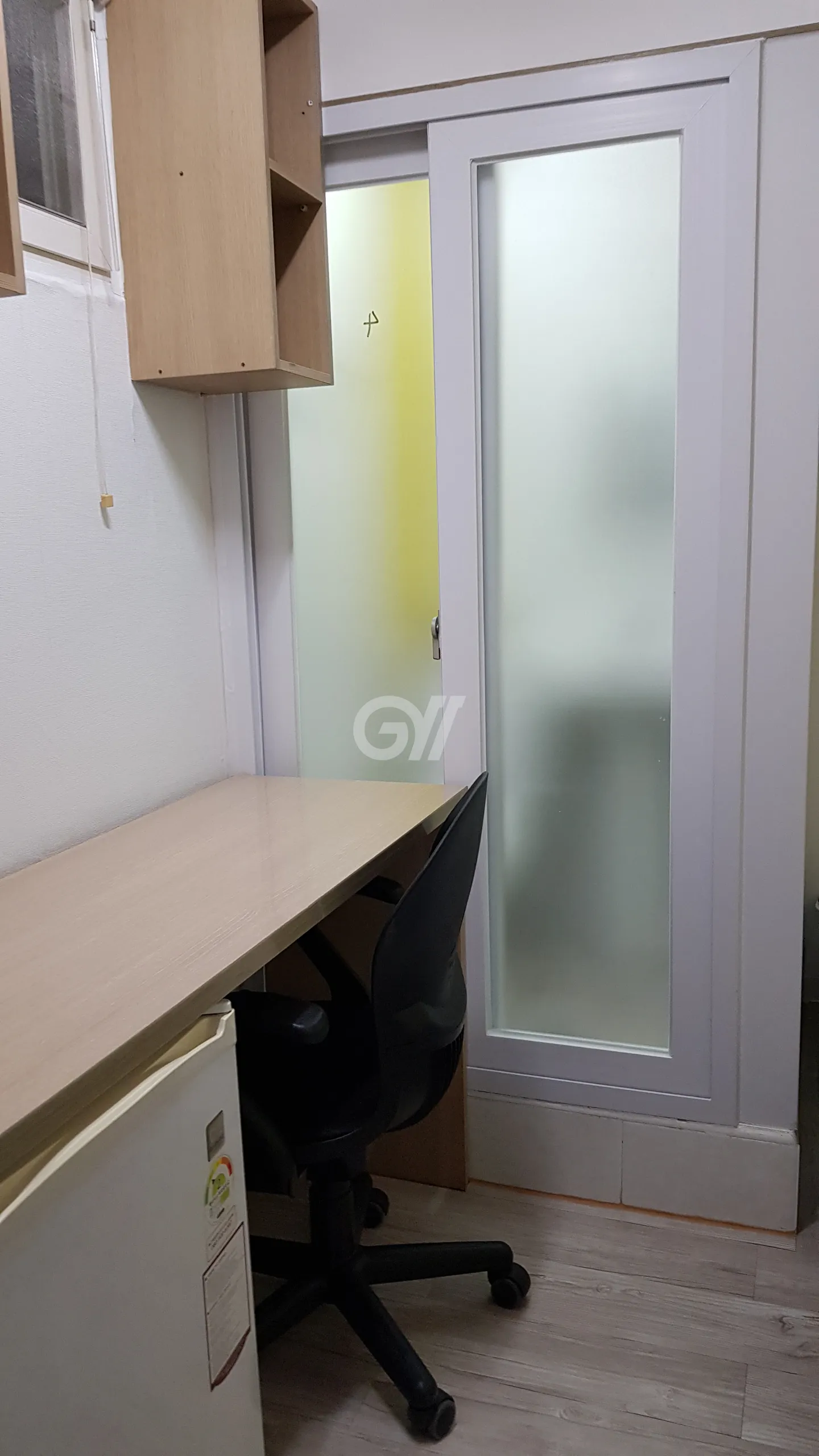 S4 — photo 2 of 2