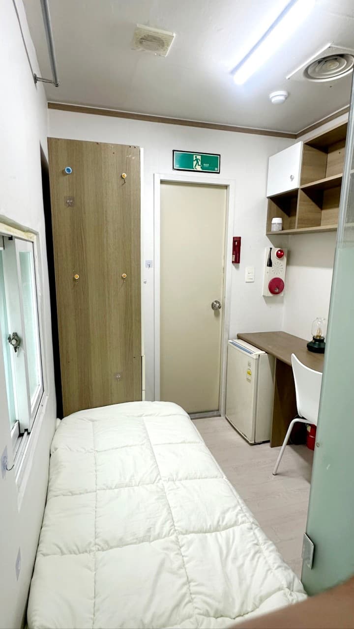 Standard Shower Room — photo 4 of 4