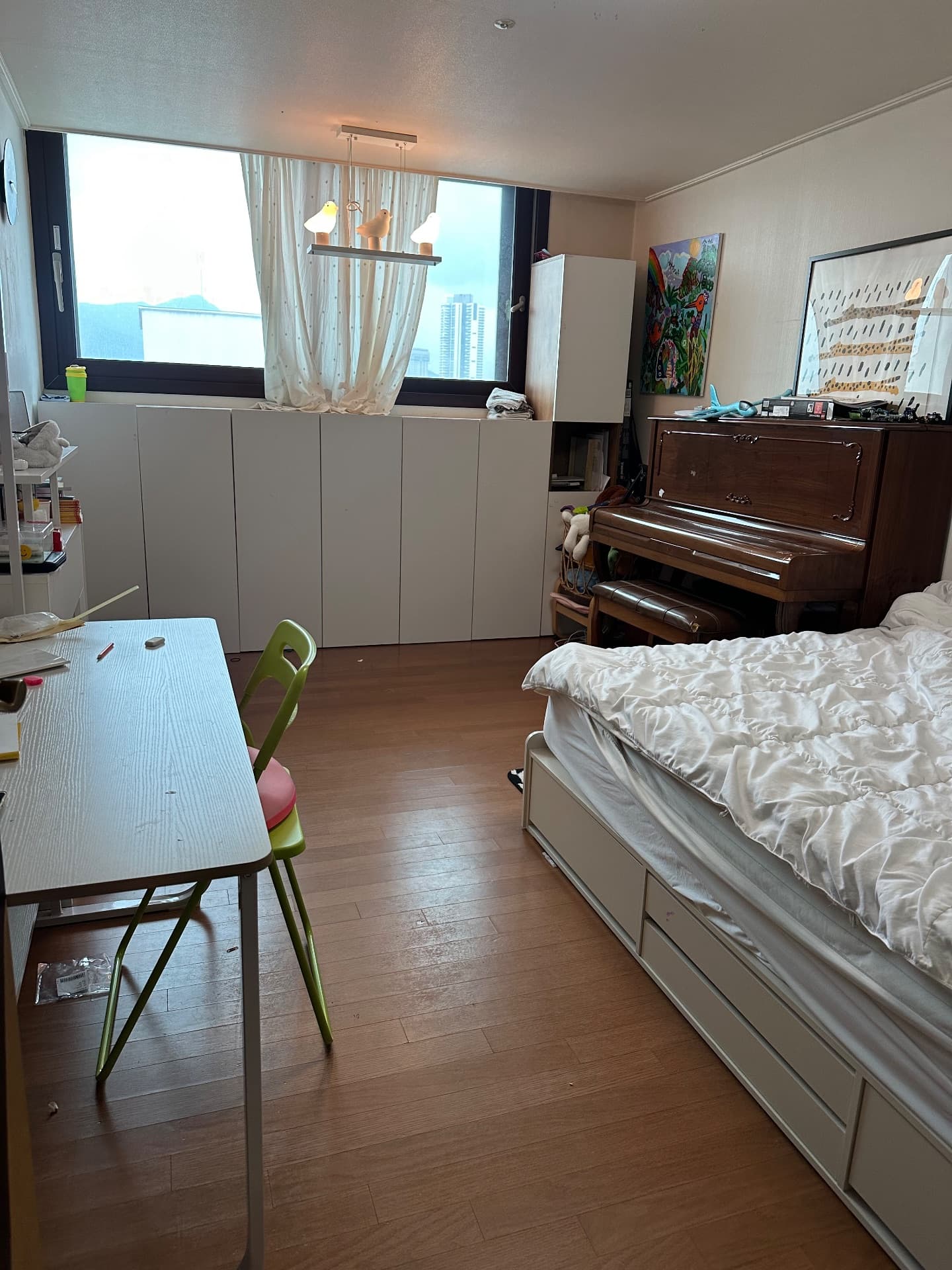 Room 1 — photo 2 of 6