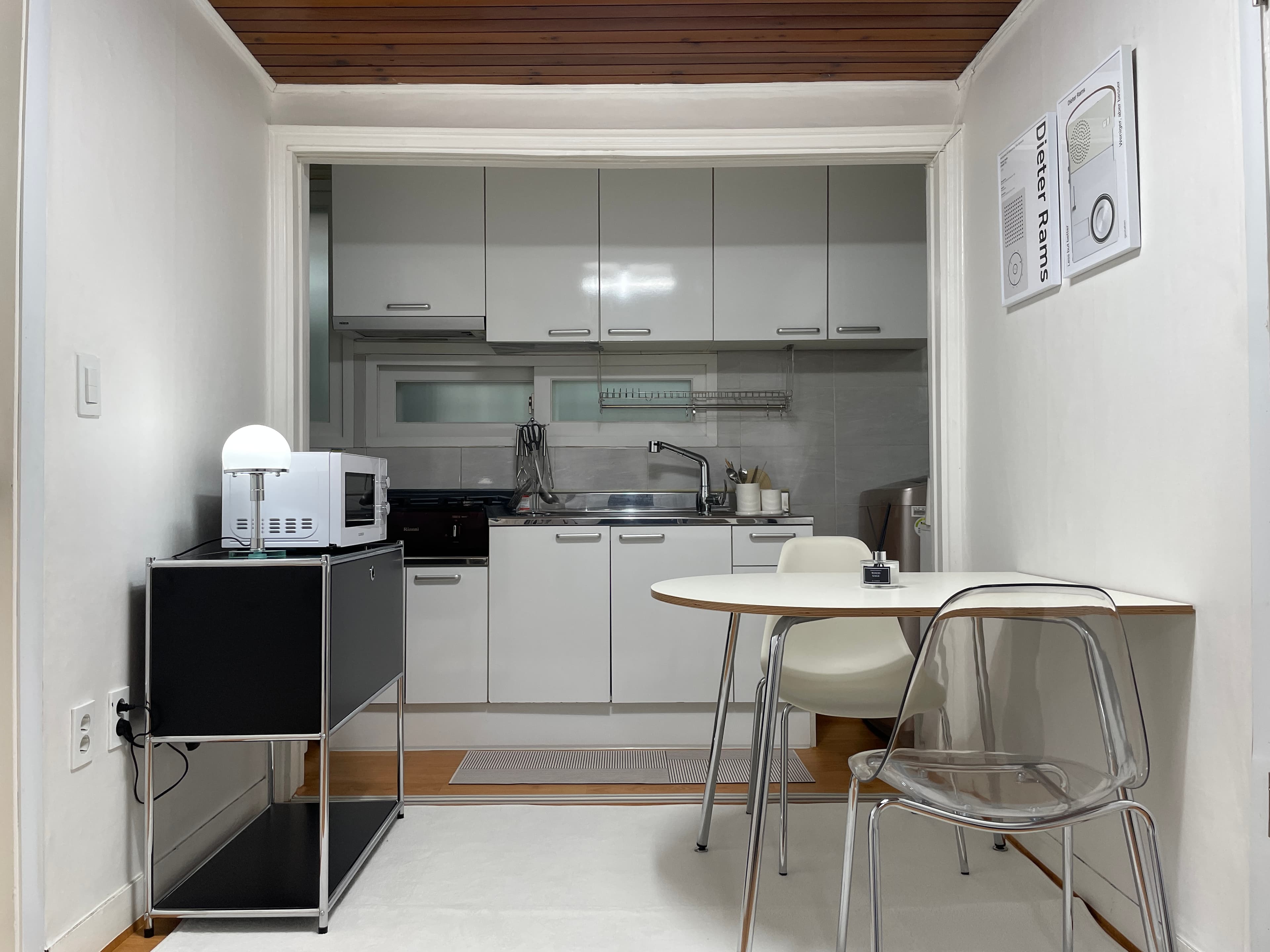 #66 Sangsu & Hongik univ. 3 minutes / 2 bedrooms — photo 2 of 11