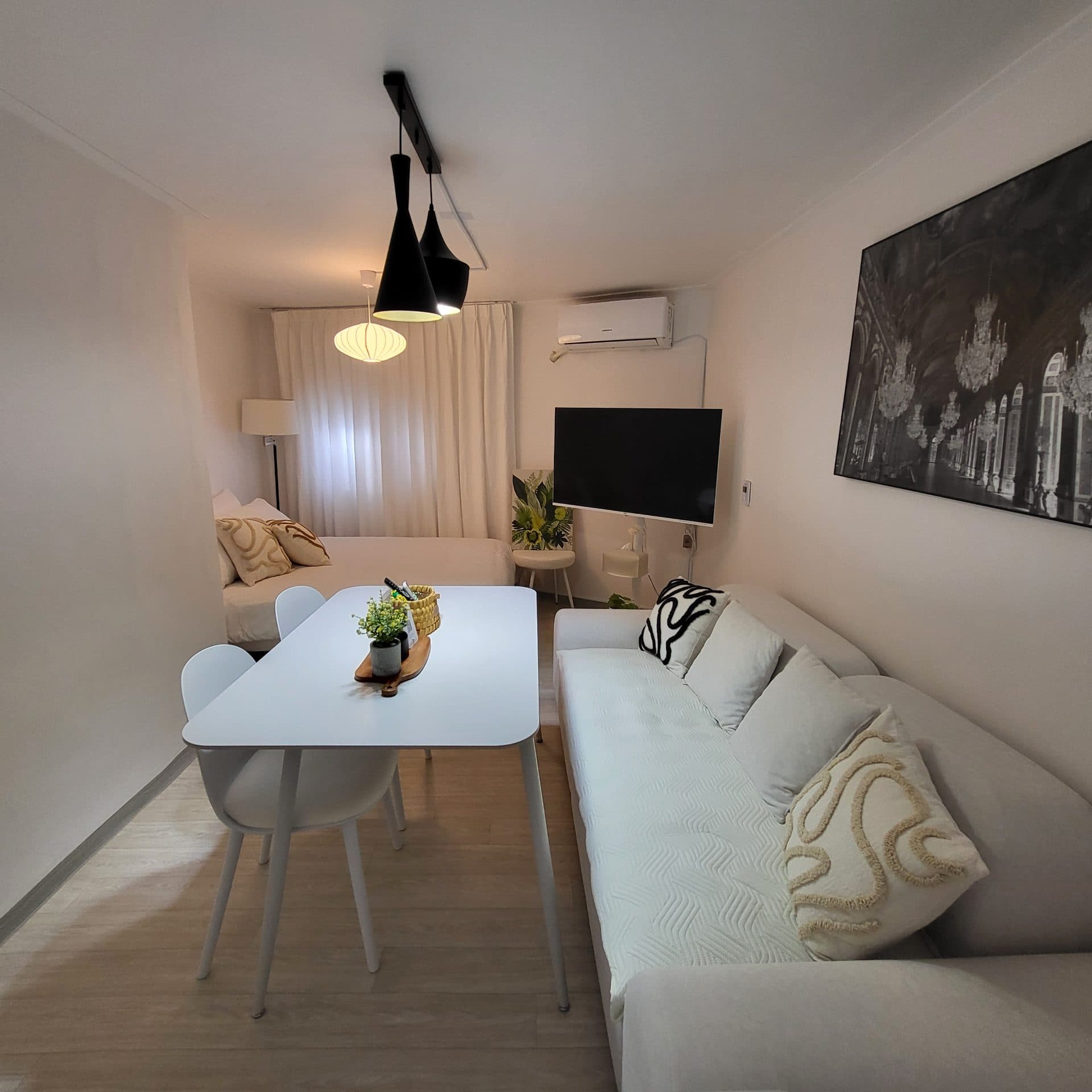 6-minute walk from Nodeul Station/Chung-Ang University/Yeouido/Yongsan
