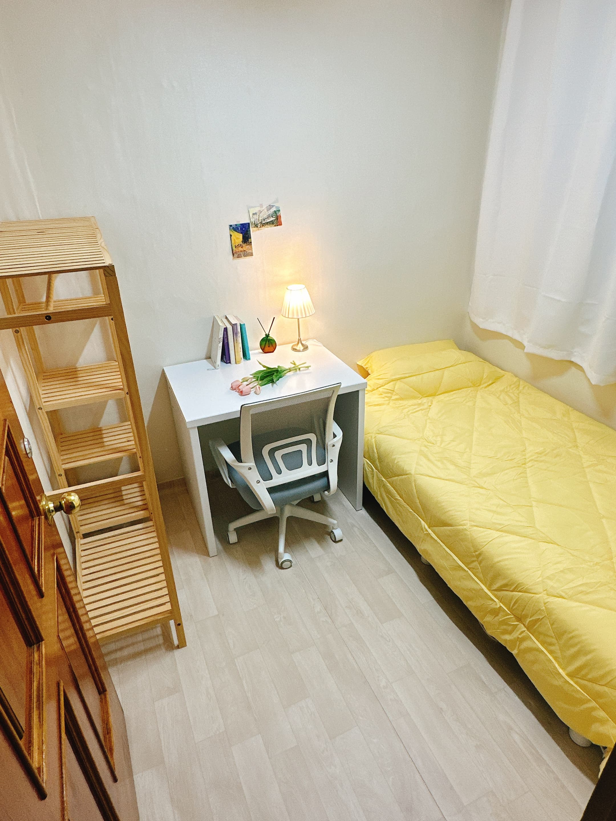 Room A — photo 1 of 5