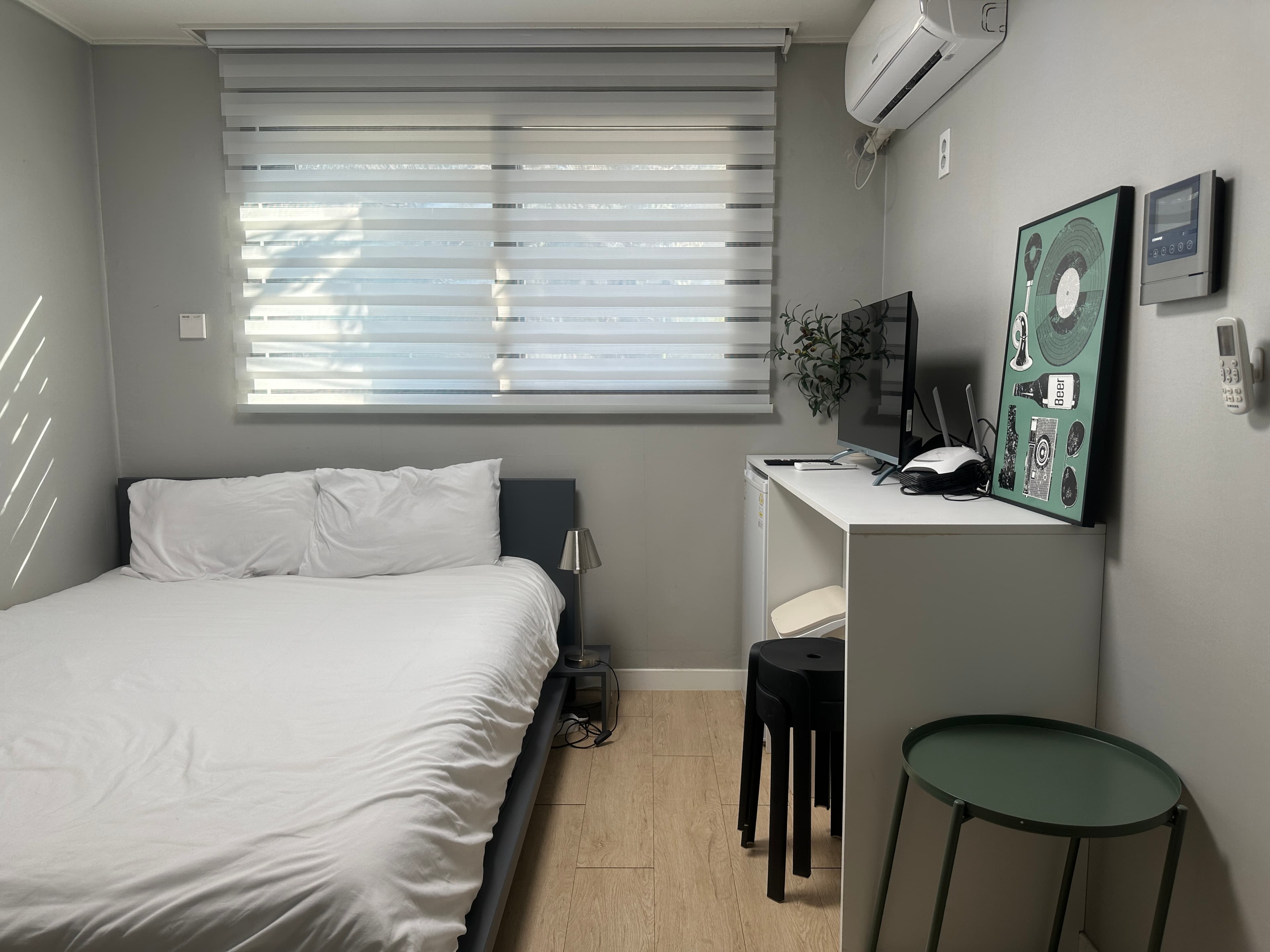 room 202 — photo 1 of 7