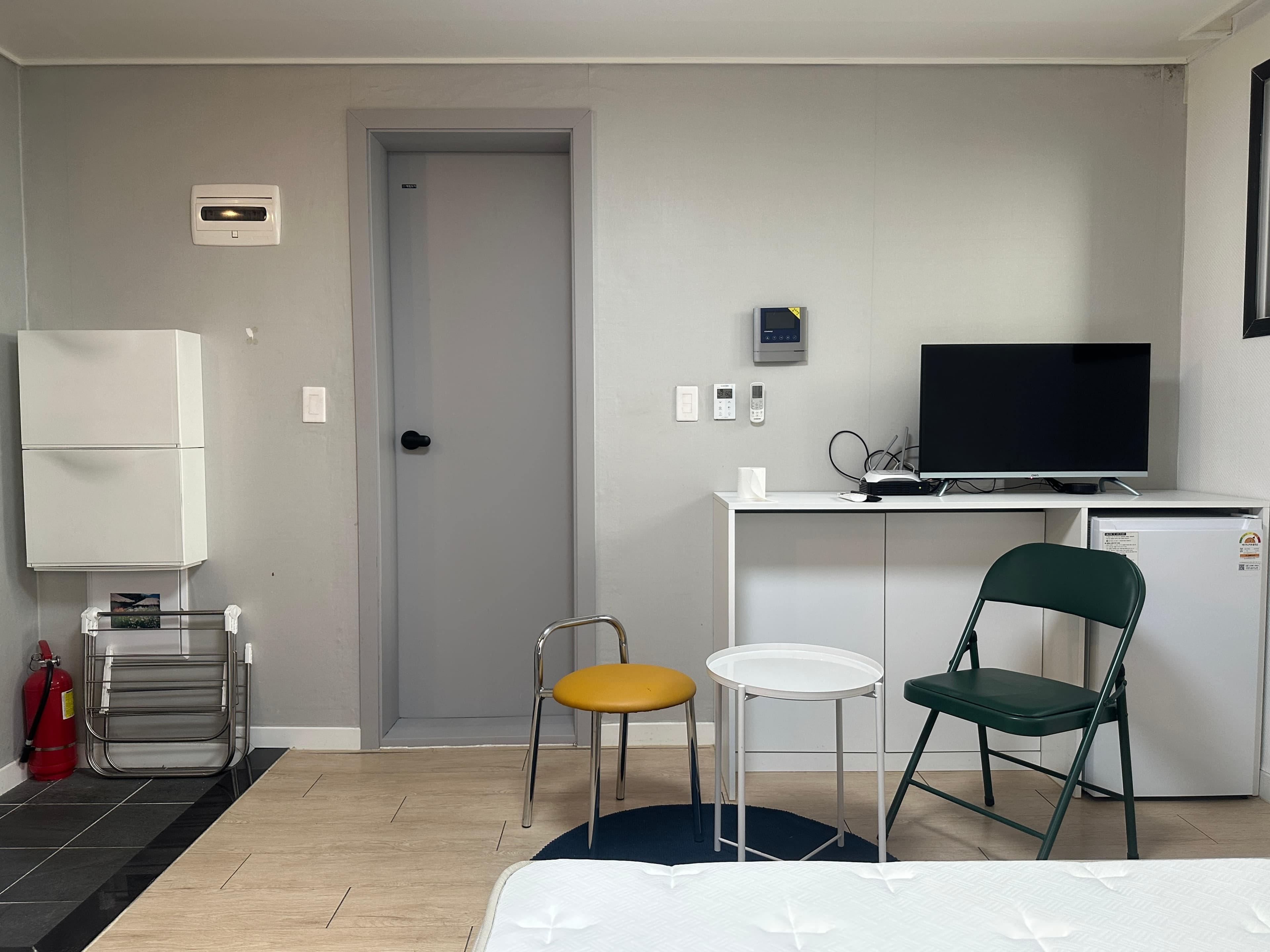 room 203 — photo 2 of 8