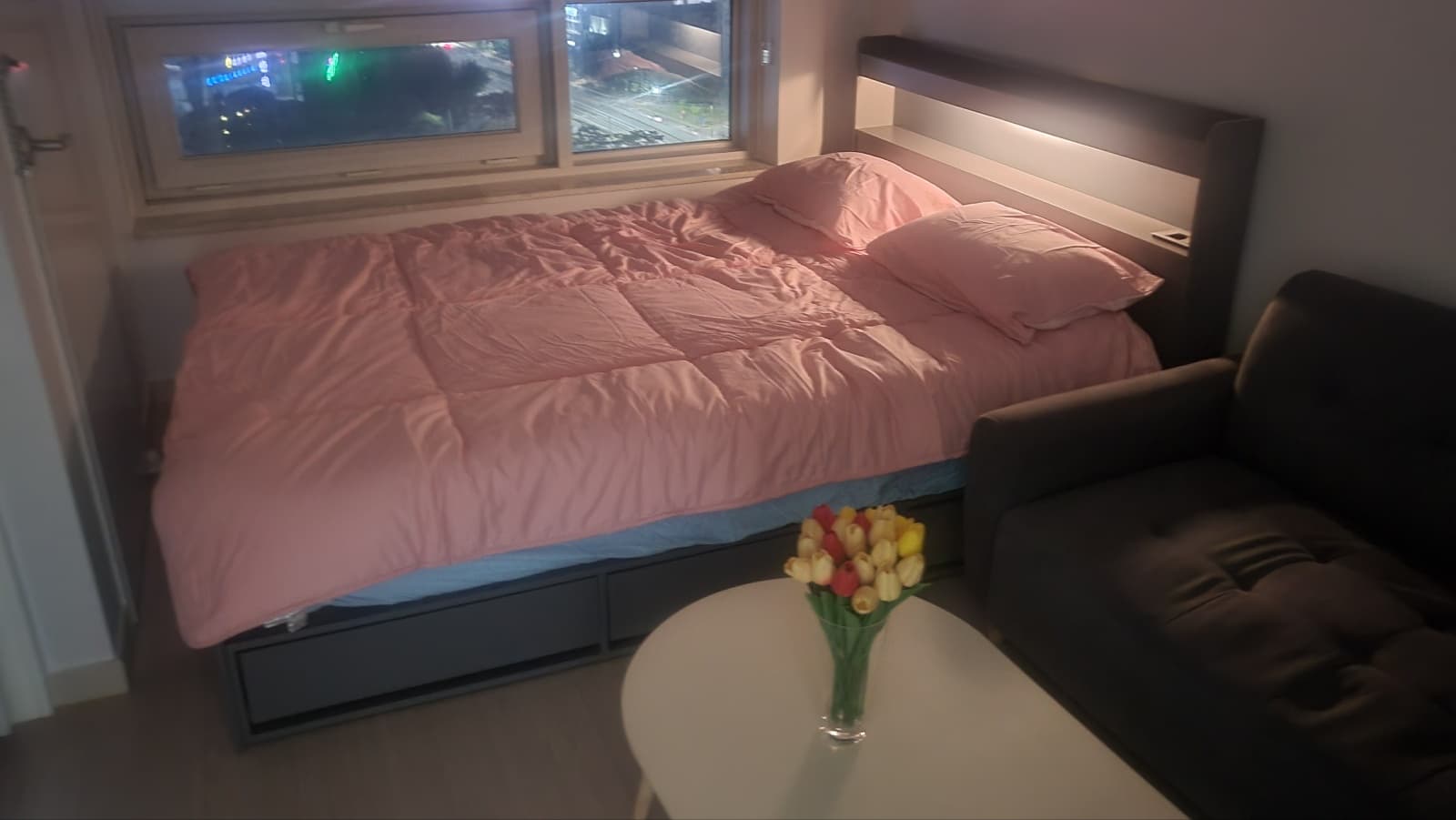 Room 1 — photo 1 of 15